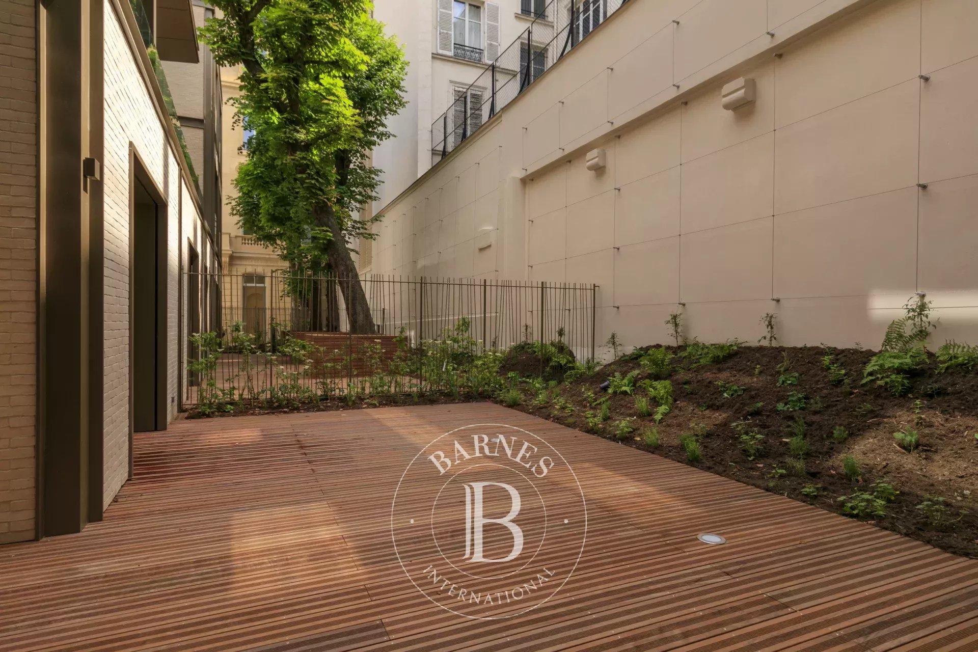 Daire Paris 8ème - picture 15