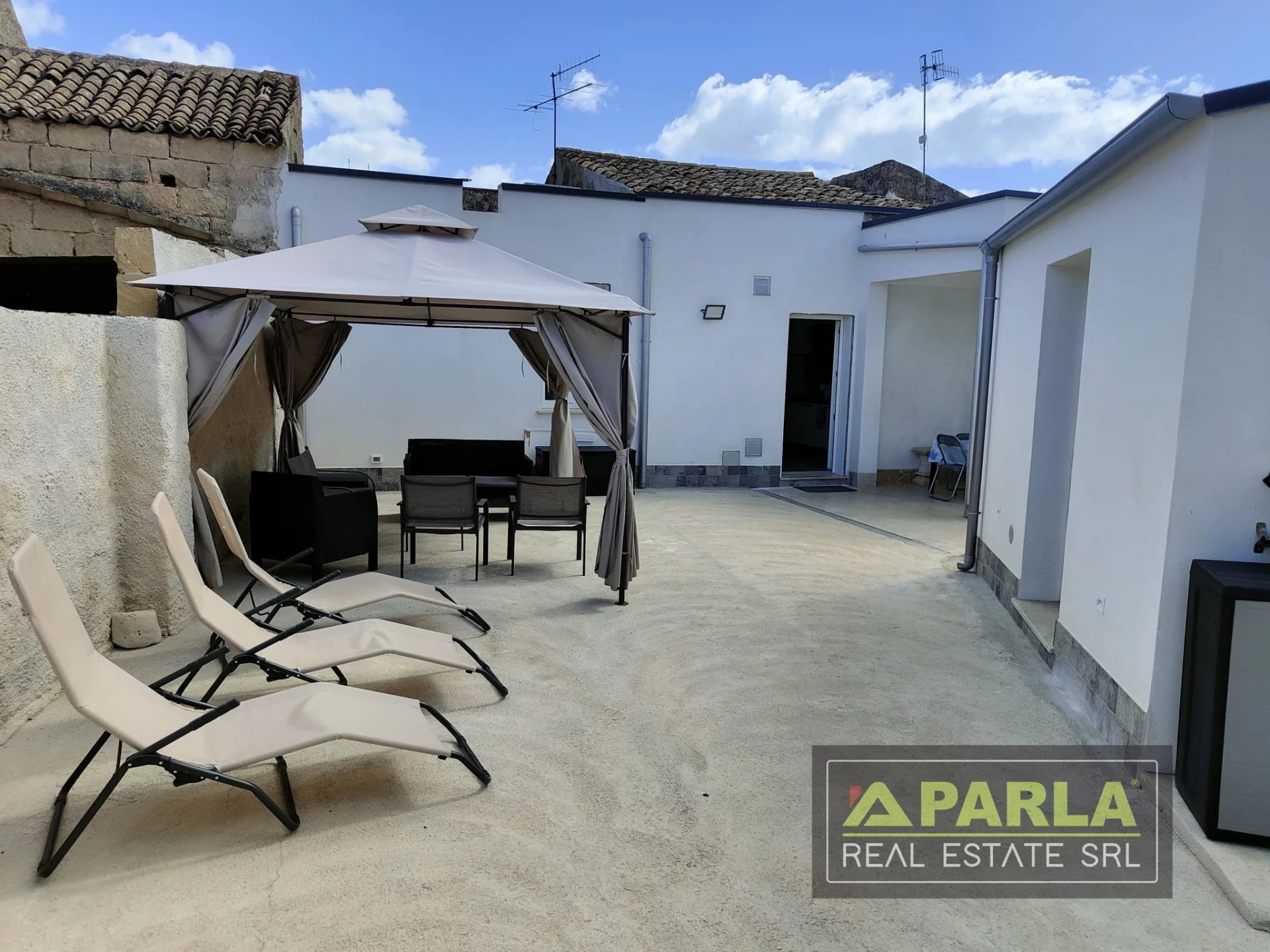 Agence immobilière de Parla Real Estate