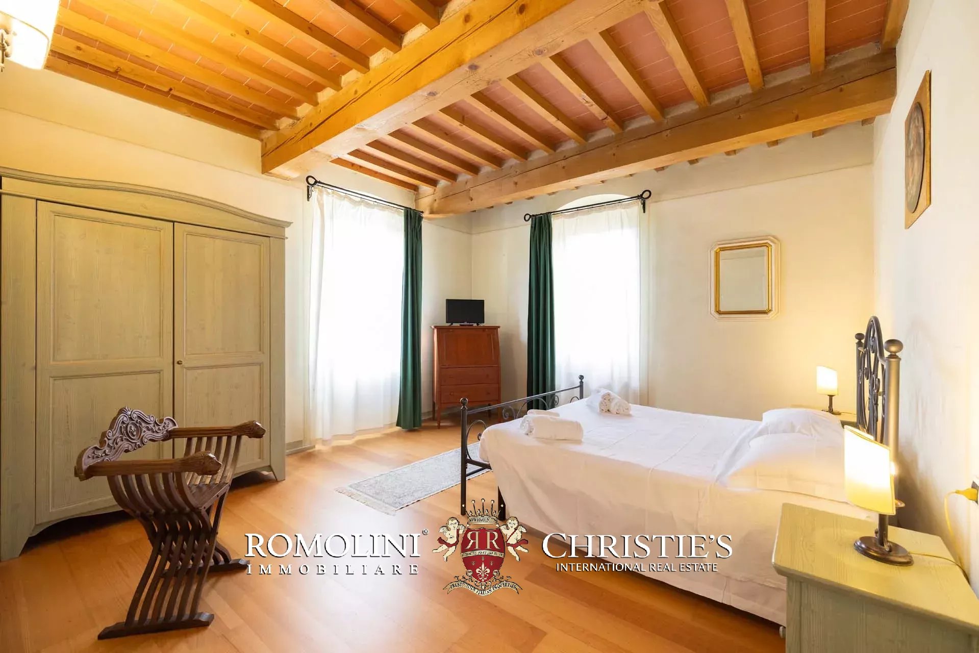 15 Bedroom Villa/Townhouse's Image 65