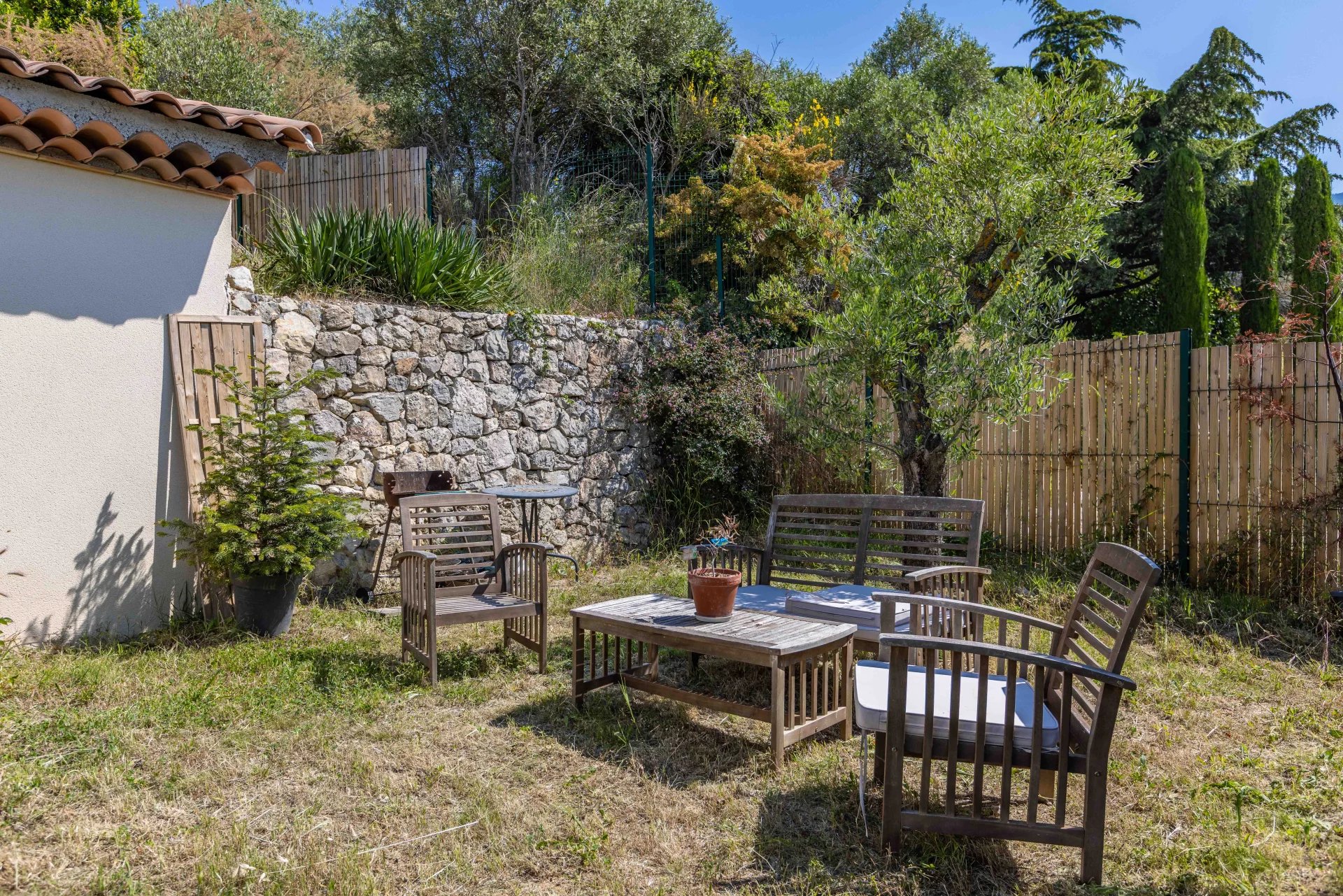 Levens Villa individuelle 4-5 pièces 119 m² de 2023 / résidentiel / vue dégagée collines et montagnes / position dominante / exposition SUD