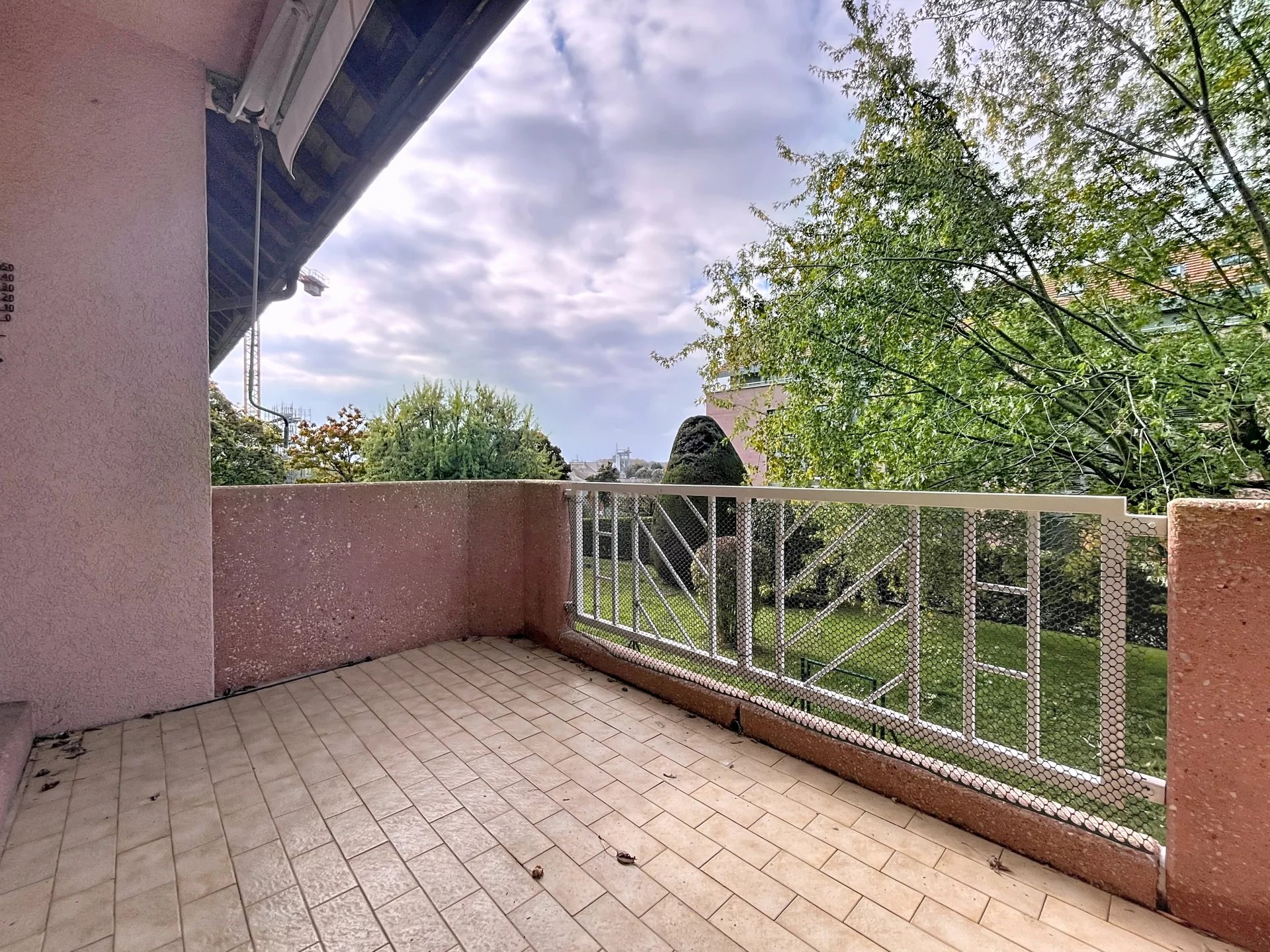 Appartement rénové de 3,5 pièces