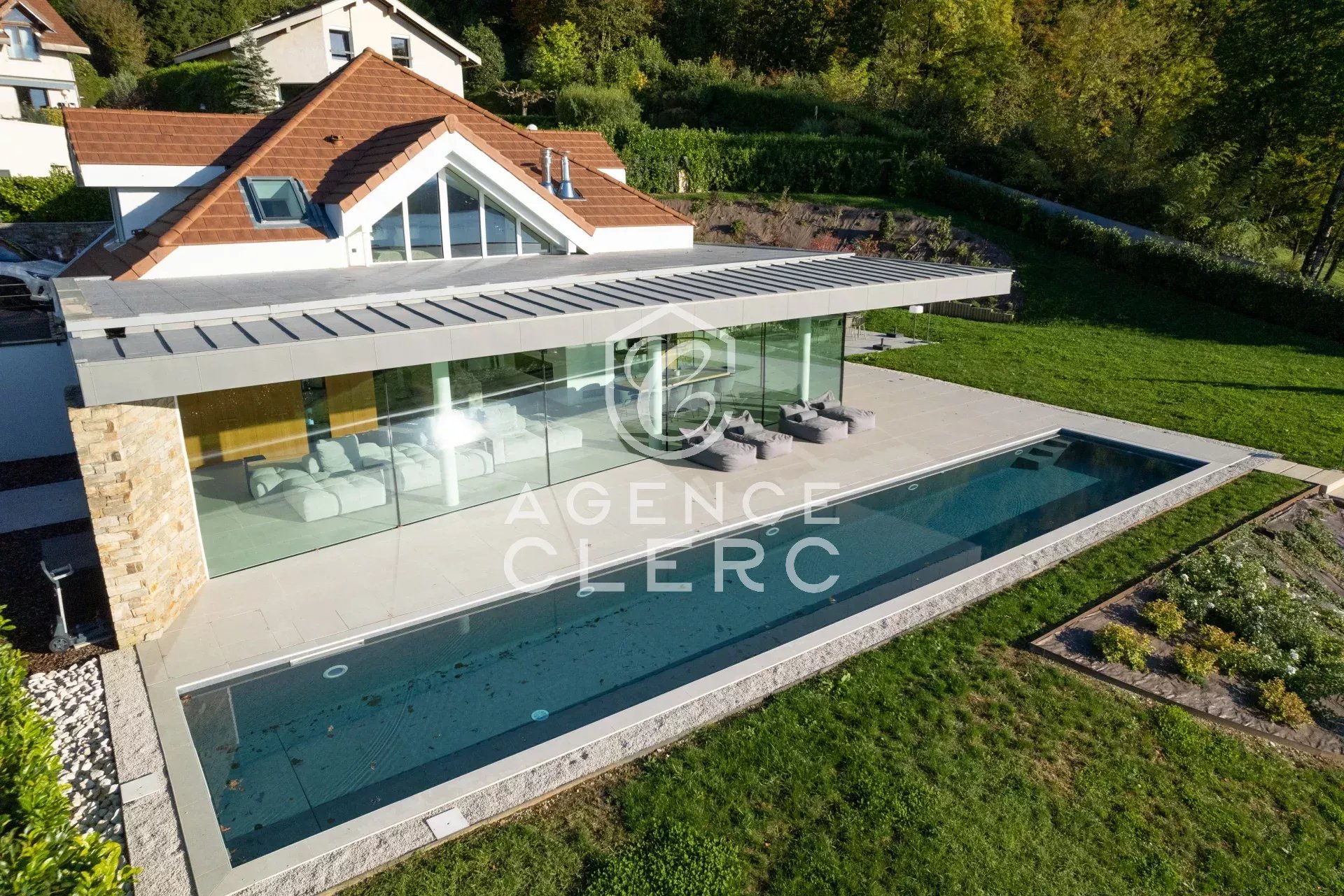5 Bedroom Villa/Townhouse's Image 5