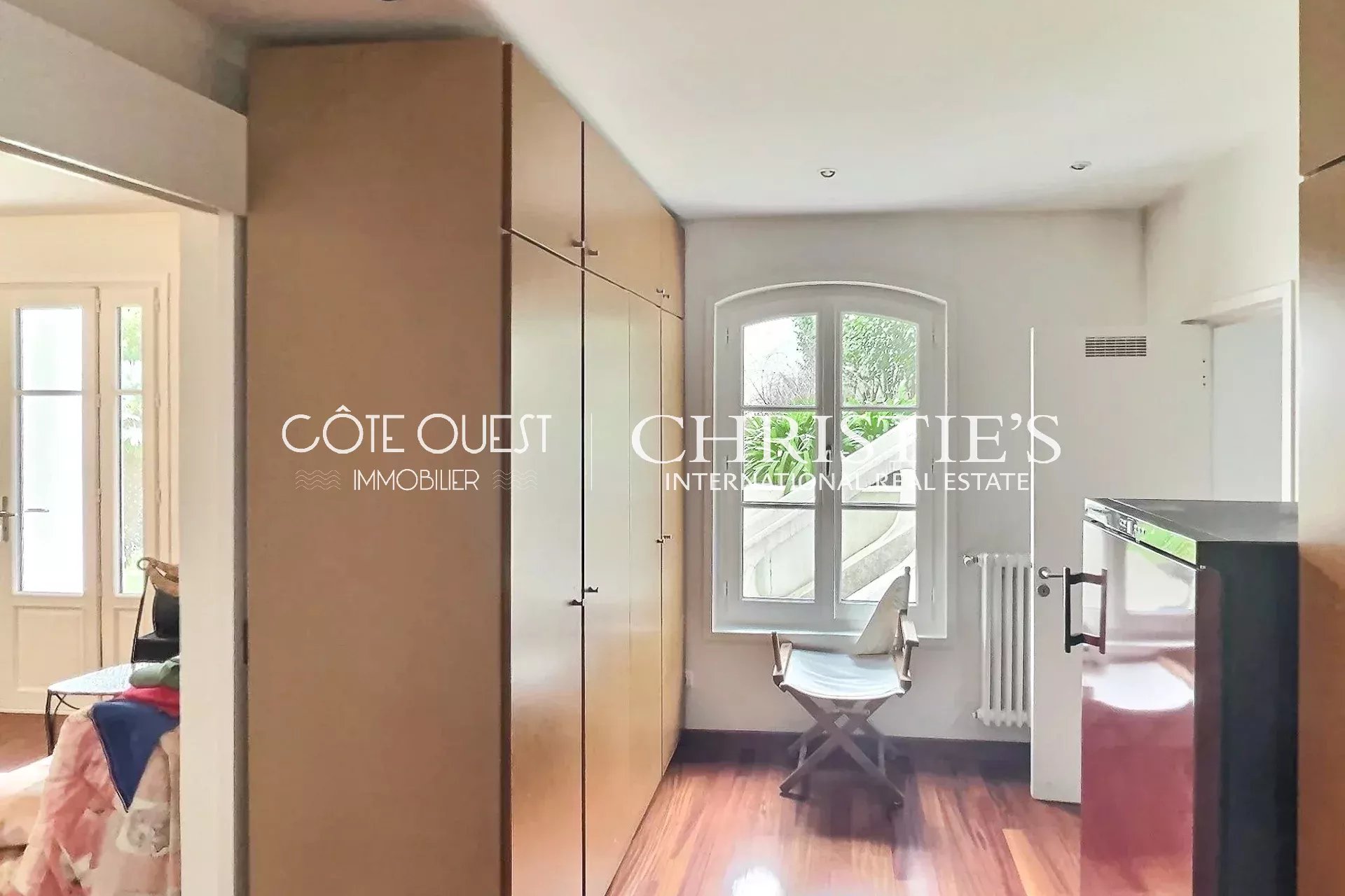 5 Bedroom Villa/Townhouse's Image 7