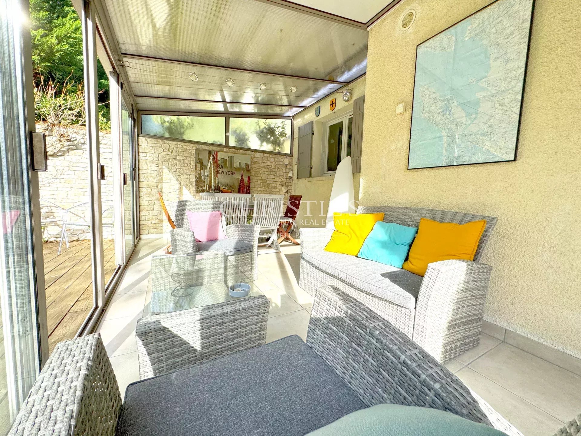 6 Bedroom Villa/Townhouse's Image 22