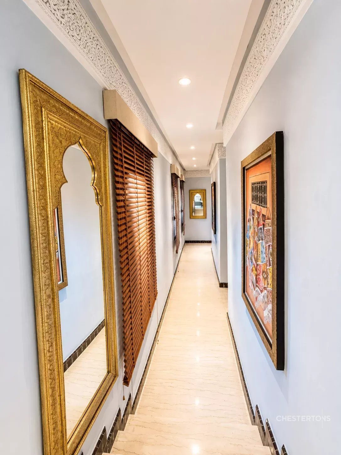  Image of Villa - 10 Bedrooms for Sale in Marrakech-Ménara-Marrakech-Morocco, Image 27