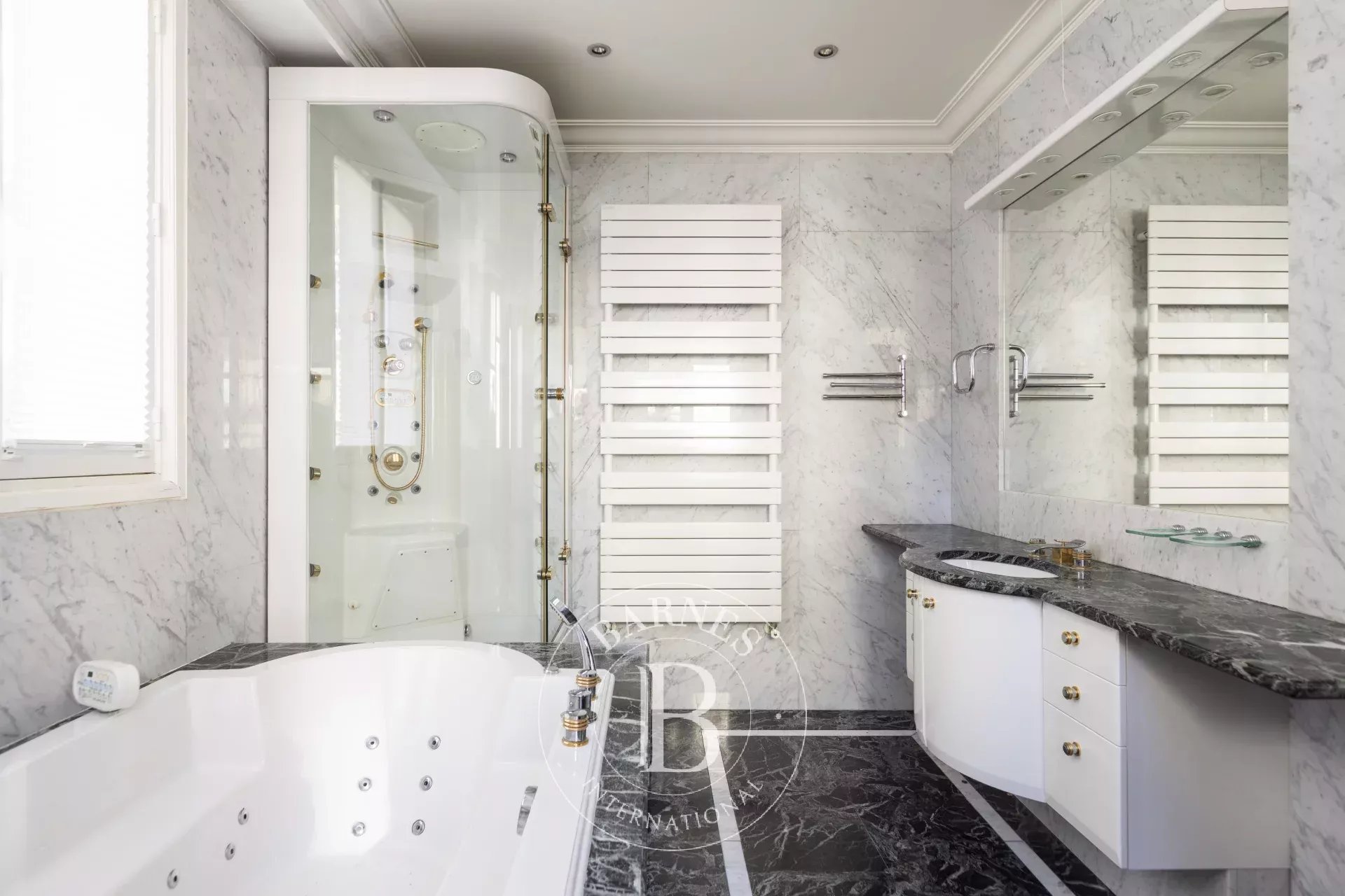 Konak Neuilly-sur-Seine - picture 29