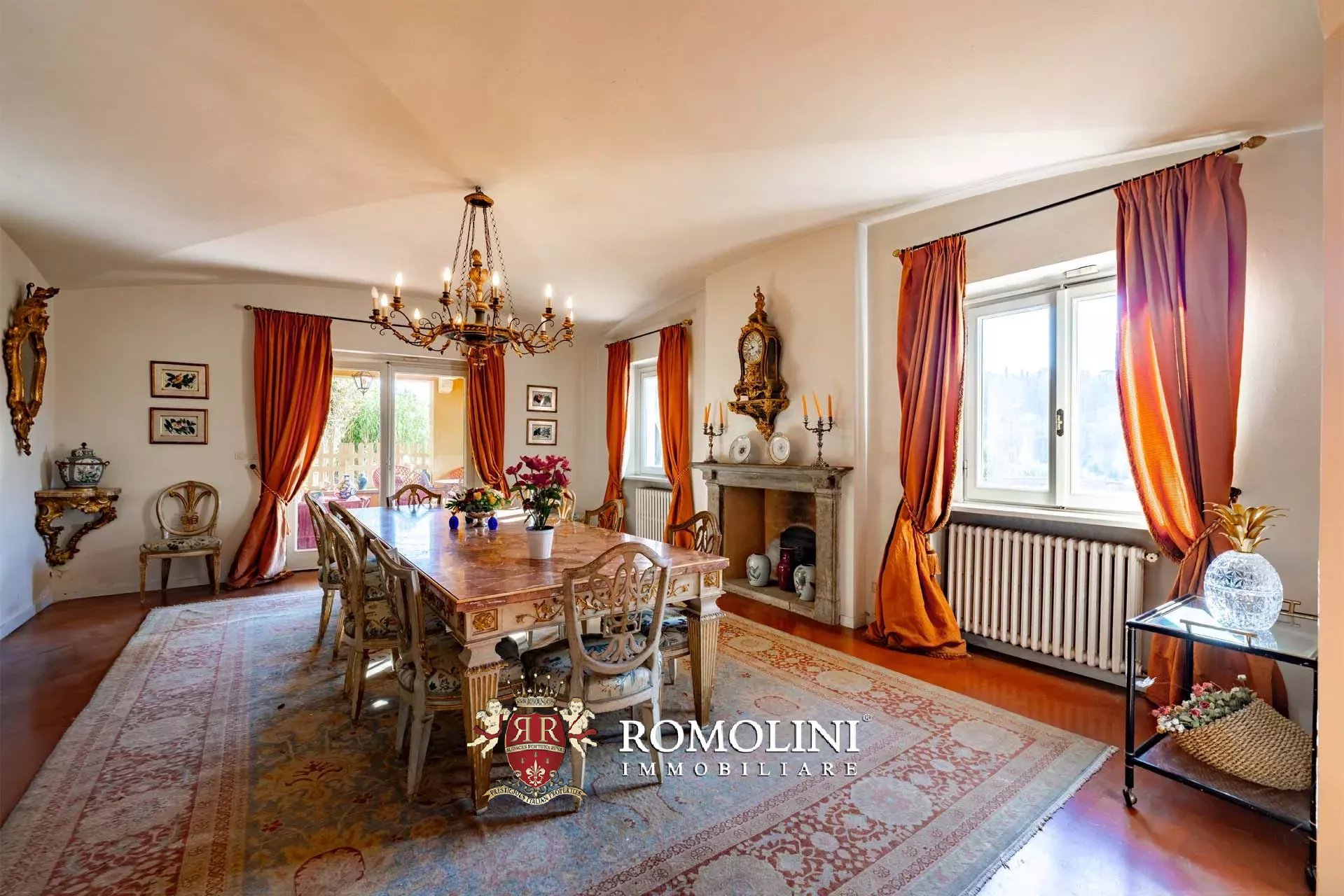 8 Bedroom Villa/Townhouse's Image 28