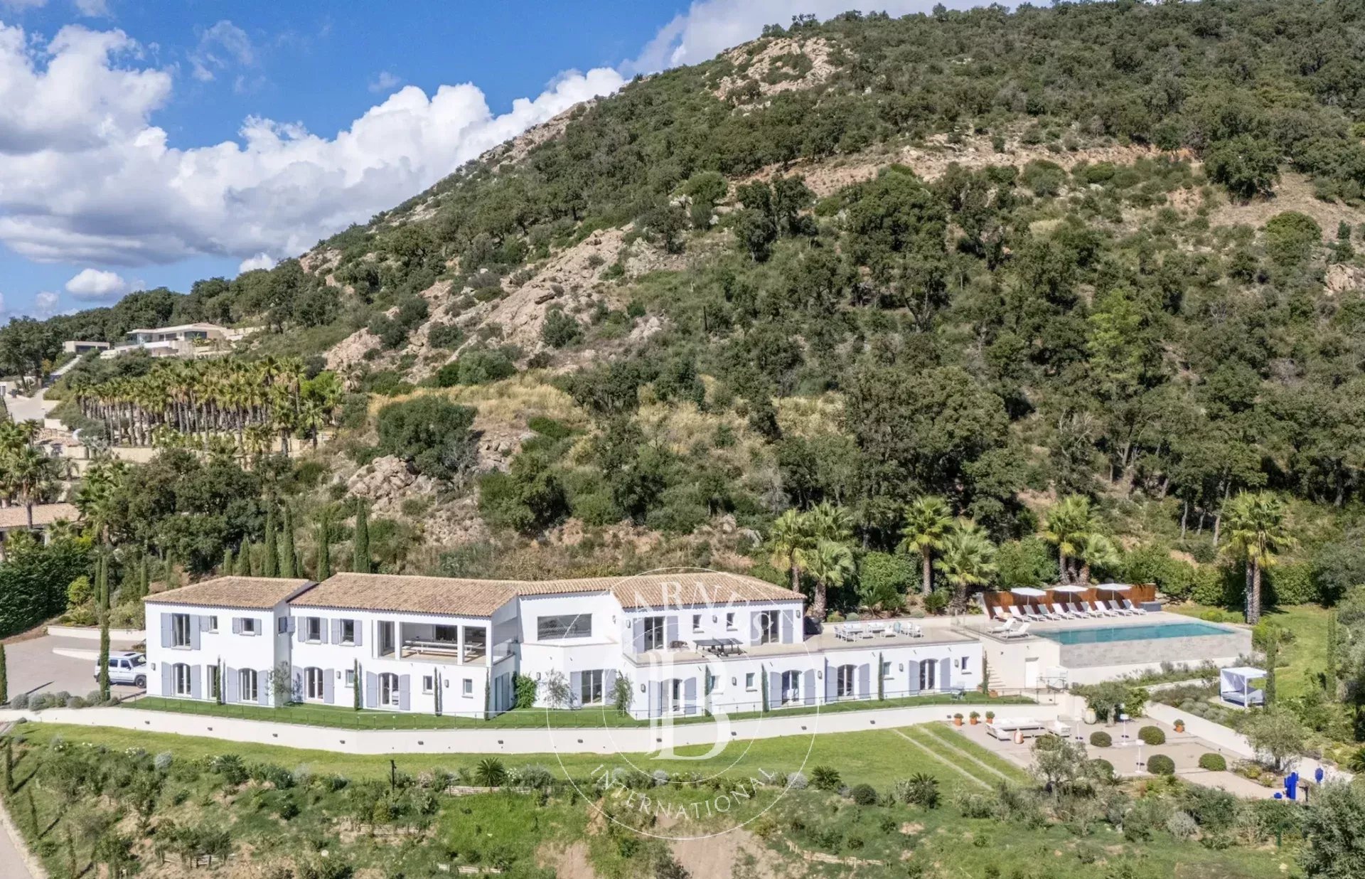 Villa Grimaud  -  ref 85719789 (picture 2)