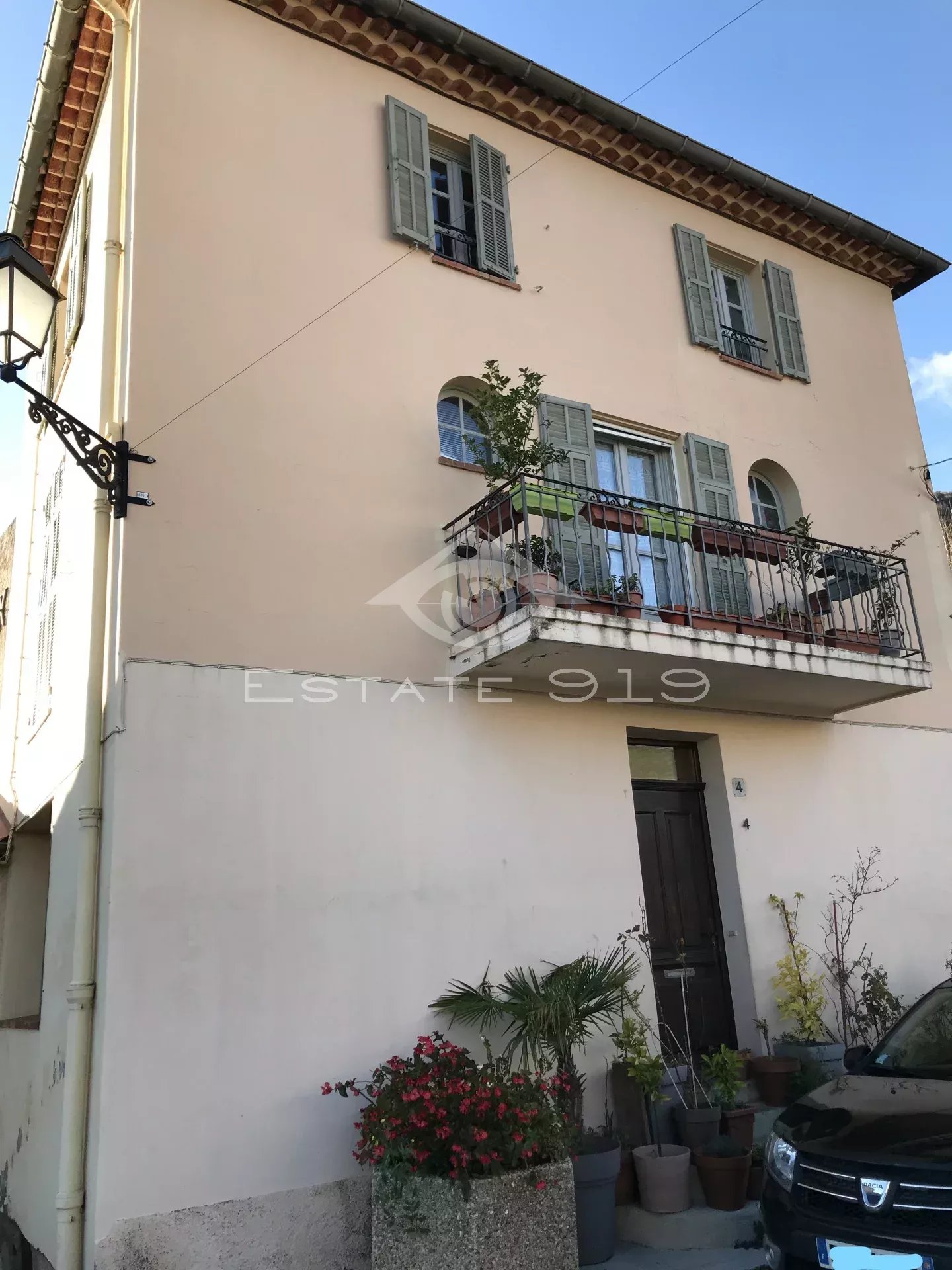 LE BAR SUR LOUP Centre village
