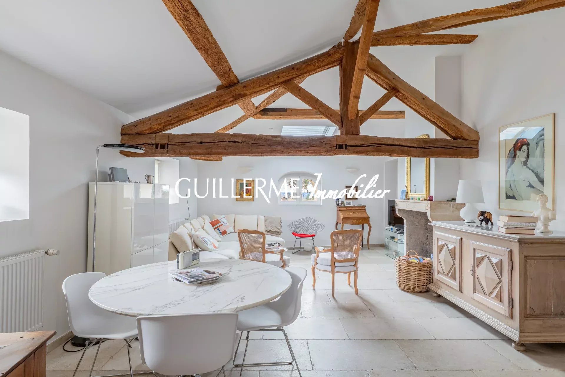 Agence immobilière de 