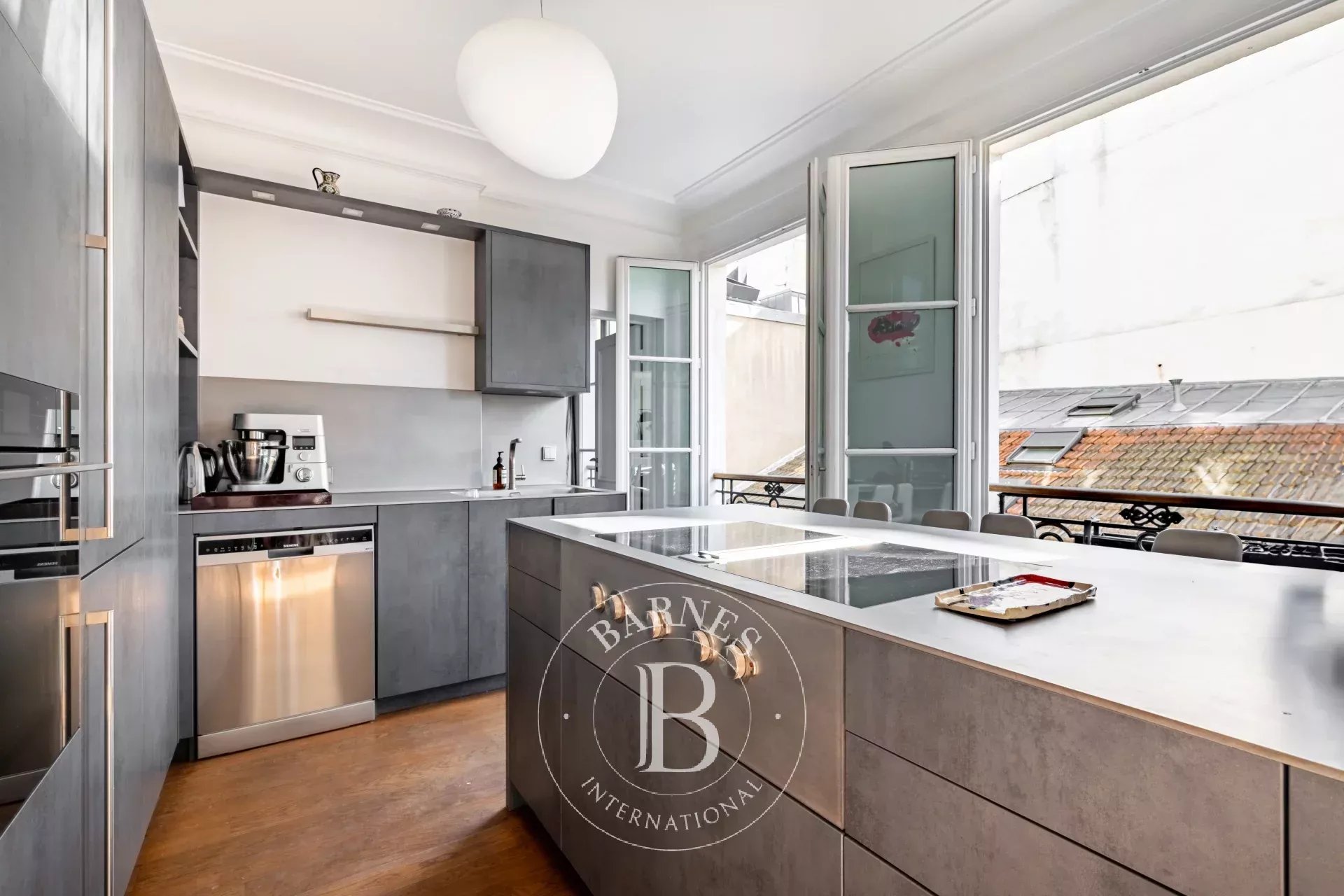 Daire Paris 4ème - picture 10