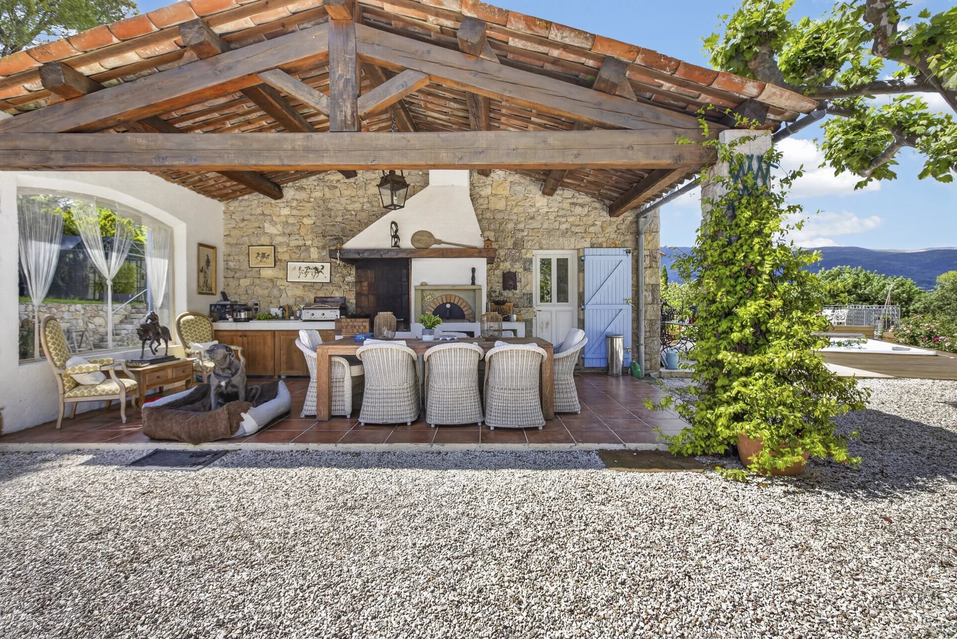 Beautiful Stone Property near Fayence with Views and Stables - Fayence