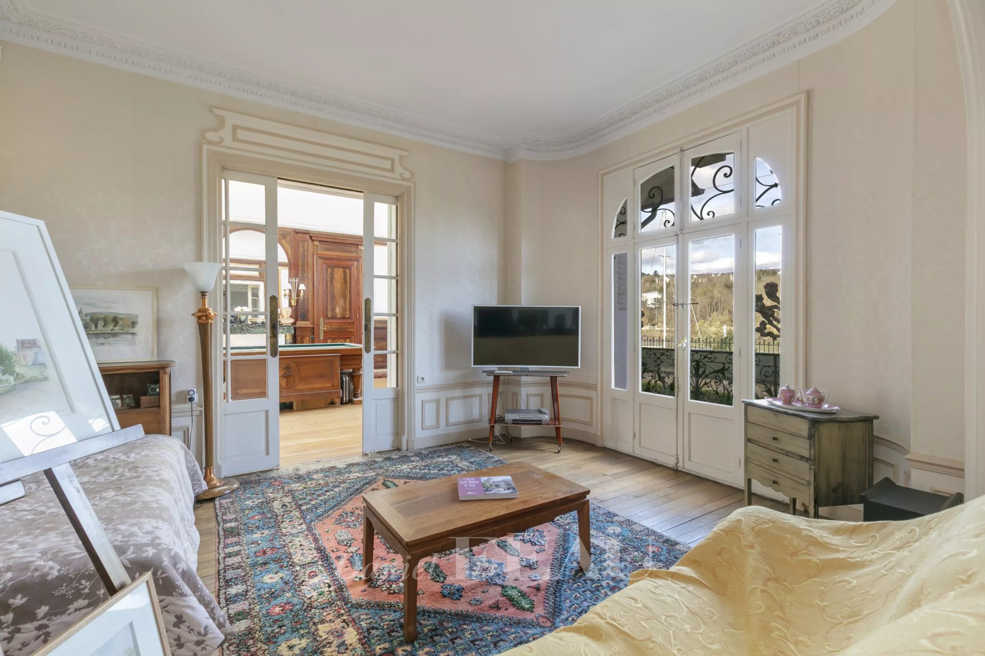 6 Bedroom Villa/Townhouse's Image 5
