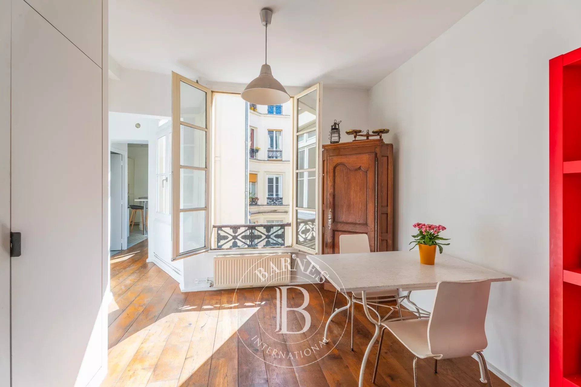 Daire Paris 3ème - picture 6