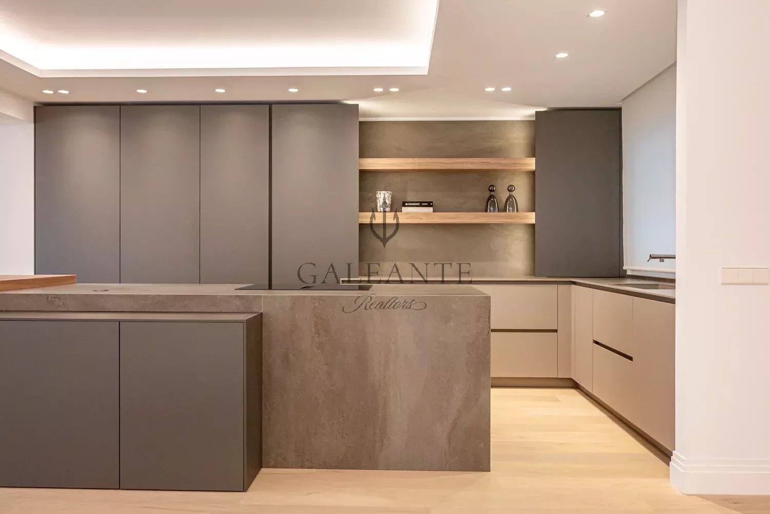 GOLDEN MILE LUXURY: 275 M² ON SERRANO WITH 3 EN-SUITE BEDROOMS & PARKING - Image 4