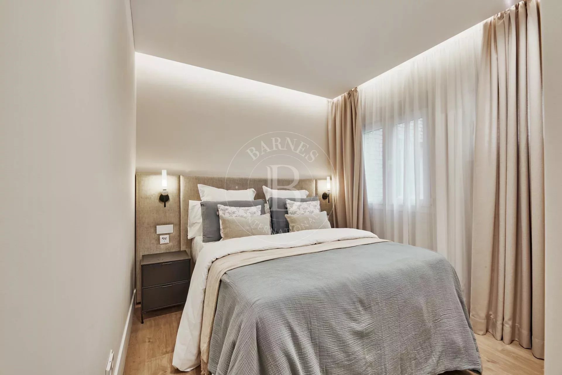 Daire Madrid - picture 12