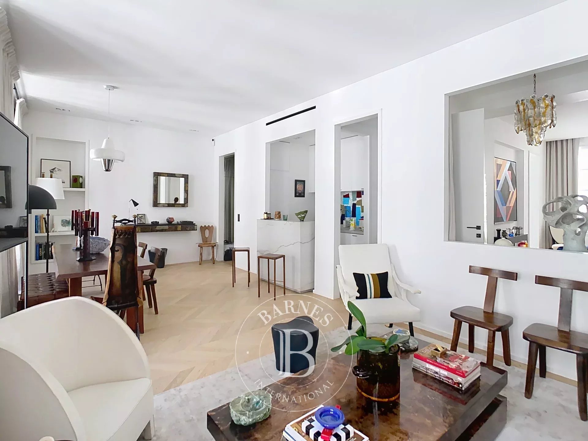 Appartement Paris 75001  -  ref 87069044 (picture 2)