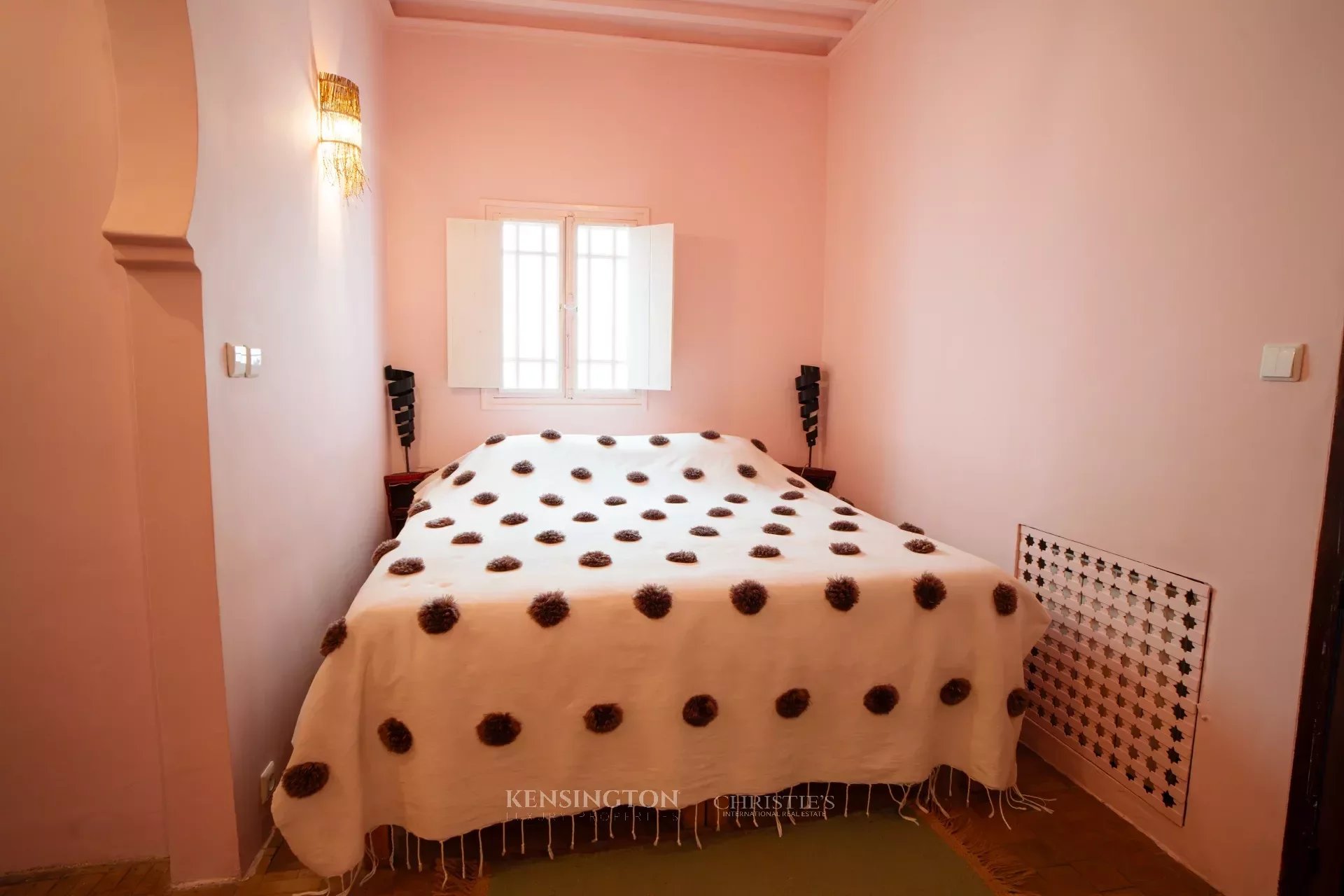 5 Bedroom Villa/Townhouse's Image 18
