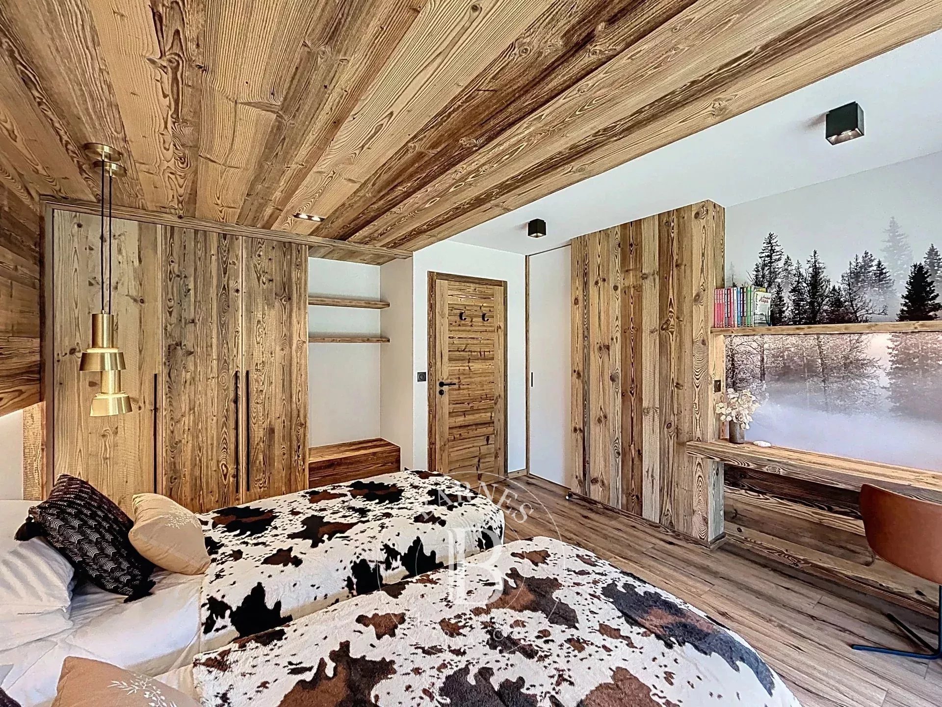 Photo of Châtel – Exceptional Chalet – 230 sqm – Sleeps 10 – Spa, Sauna & Stunning Views