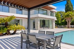 Modern Luxury Villa Antibes | 5-Bedroom Contemporary Family Estate — photo 6 of 7