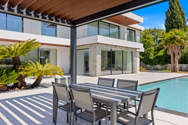 Modern Luxury Villa Antibes | 5-Bedroom Contemporary Family Estate — photo 6