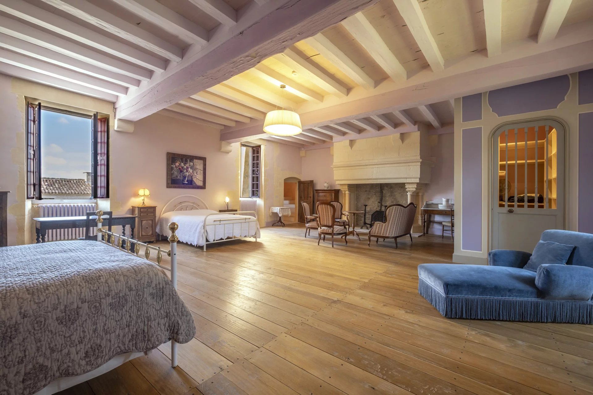 8 Bedroom Chateau's Image 5