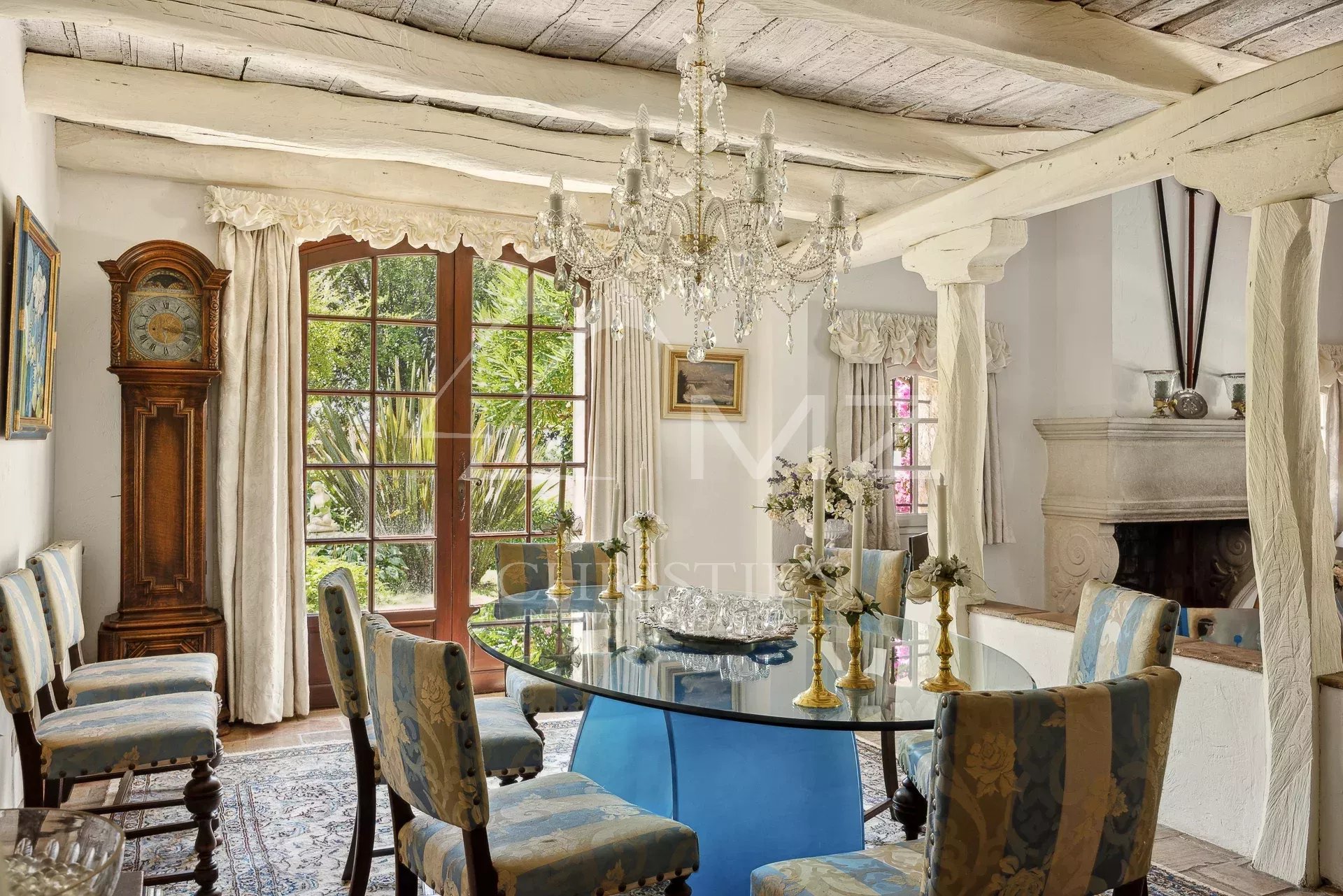 5 Bedroom Villa/Townhouse's Image 5