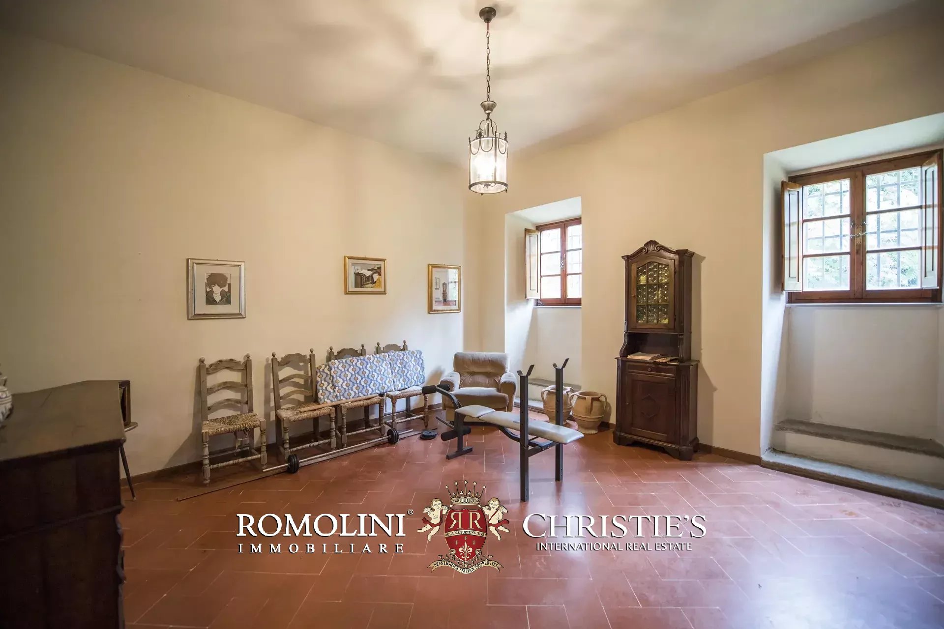 6 Bedroom Villa/Townhouse's Image 57