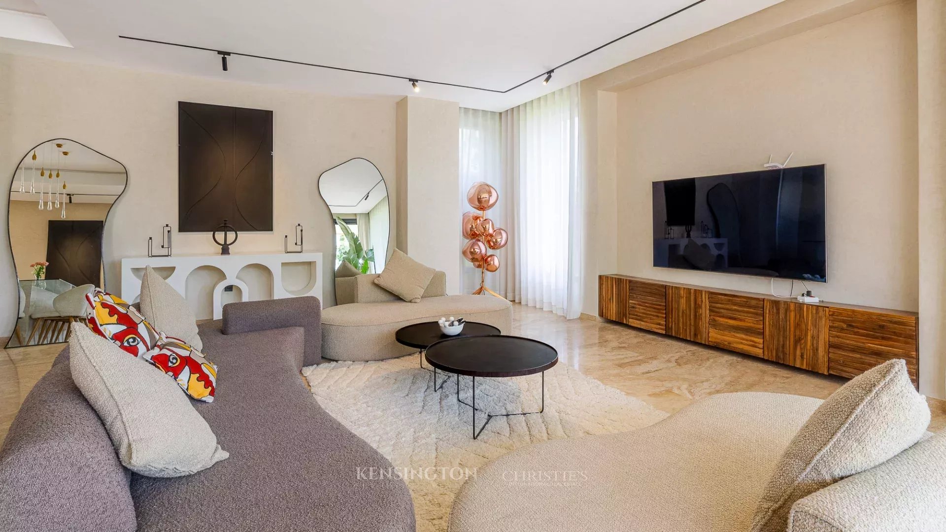 5 Bedroom Villa/Townhouse's Image 5