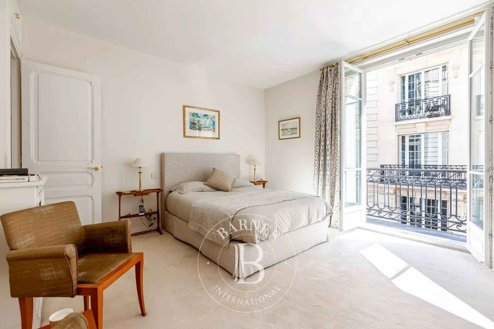 Neuilly-sur-Seine  - Apartment 2 Bedrooms - picture 8