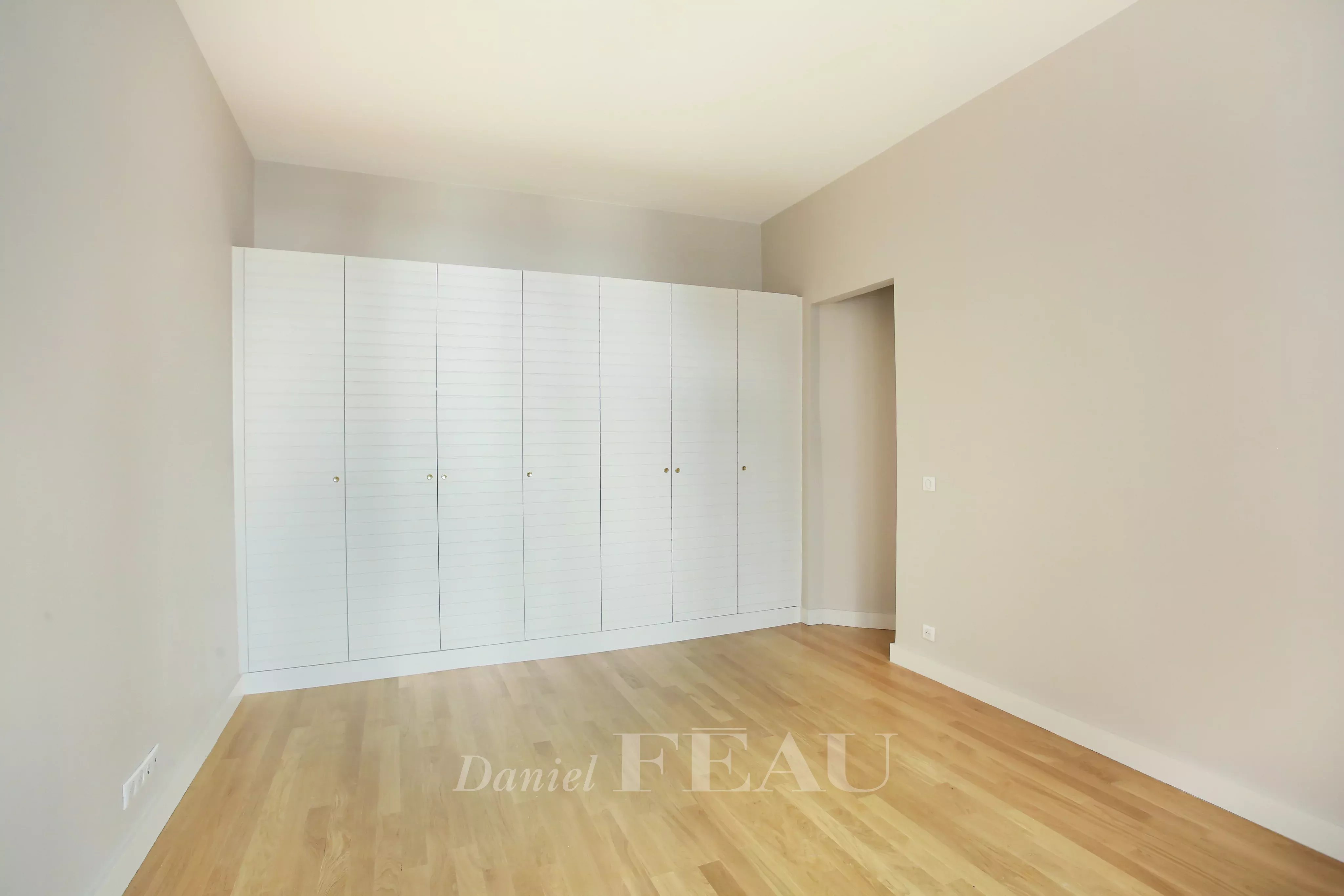 Location Appartement Paris 16ème