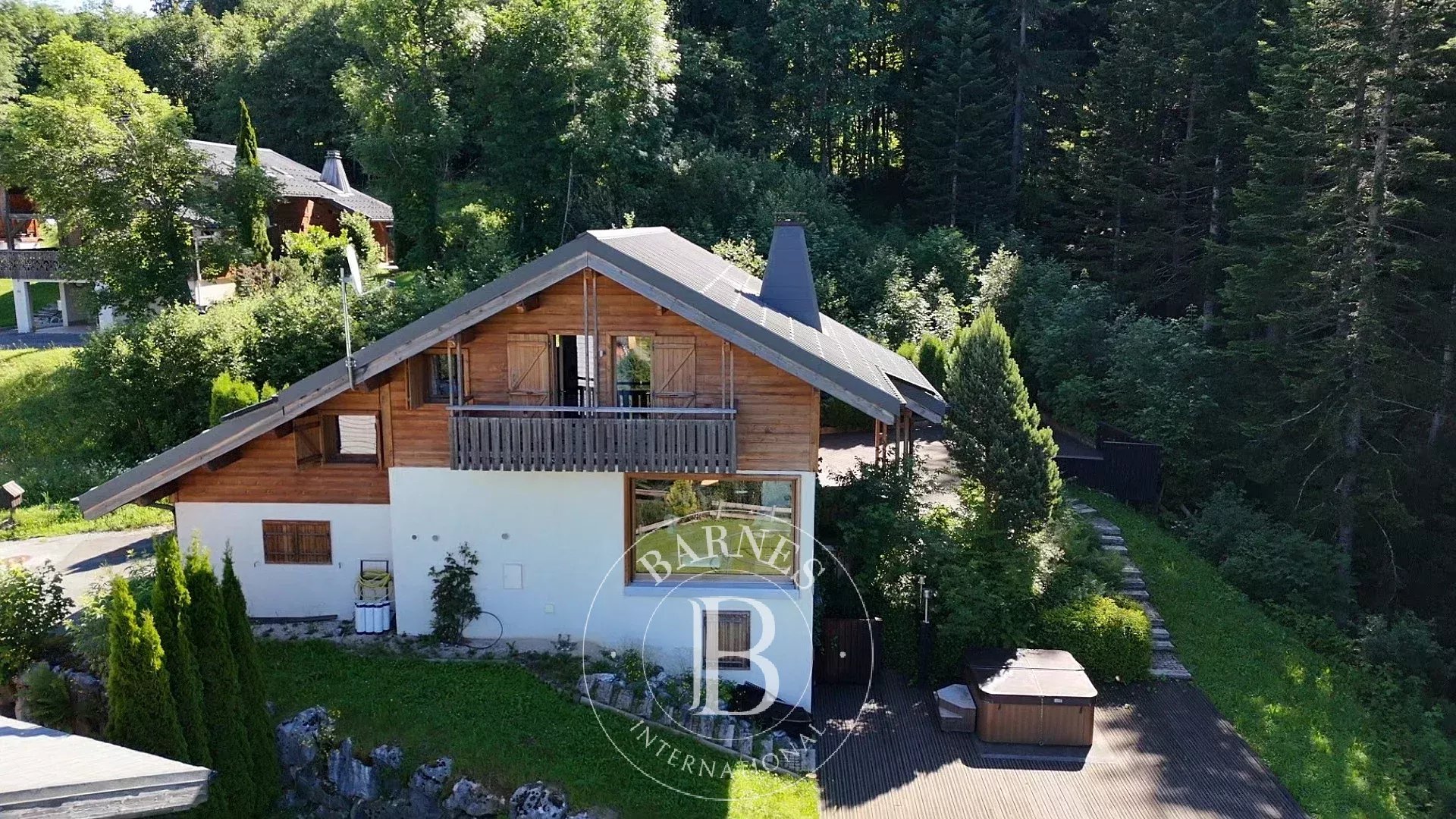 Photo of Les Gets - Chalet very nice view west - 5 bedrooms - Spa Outside - Terrace