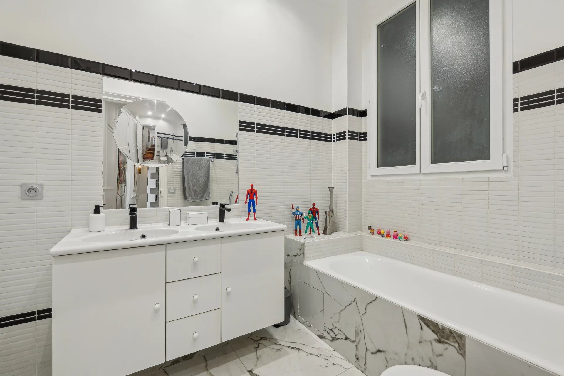 Sale Apartment Paris 15th