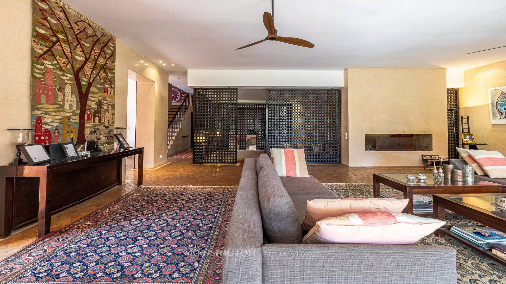 6 Bedroom Villa/Townhouse's Image 15
