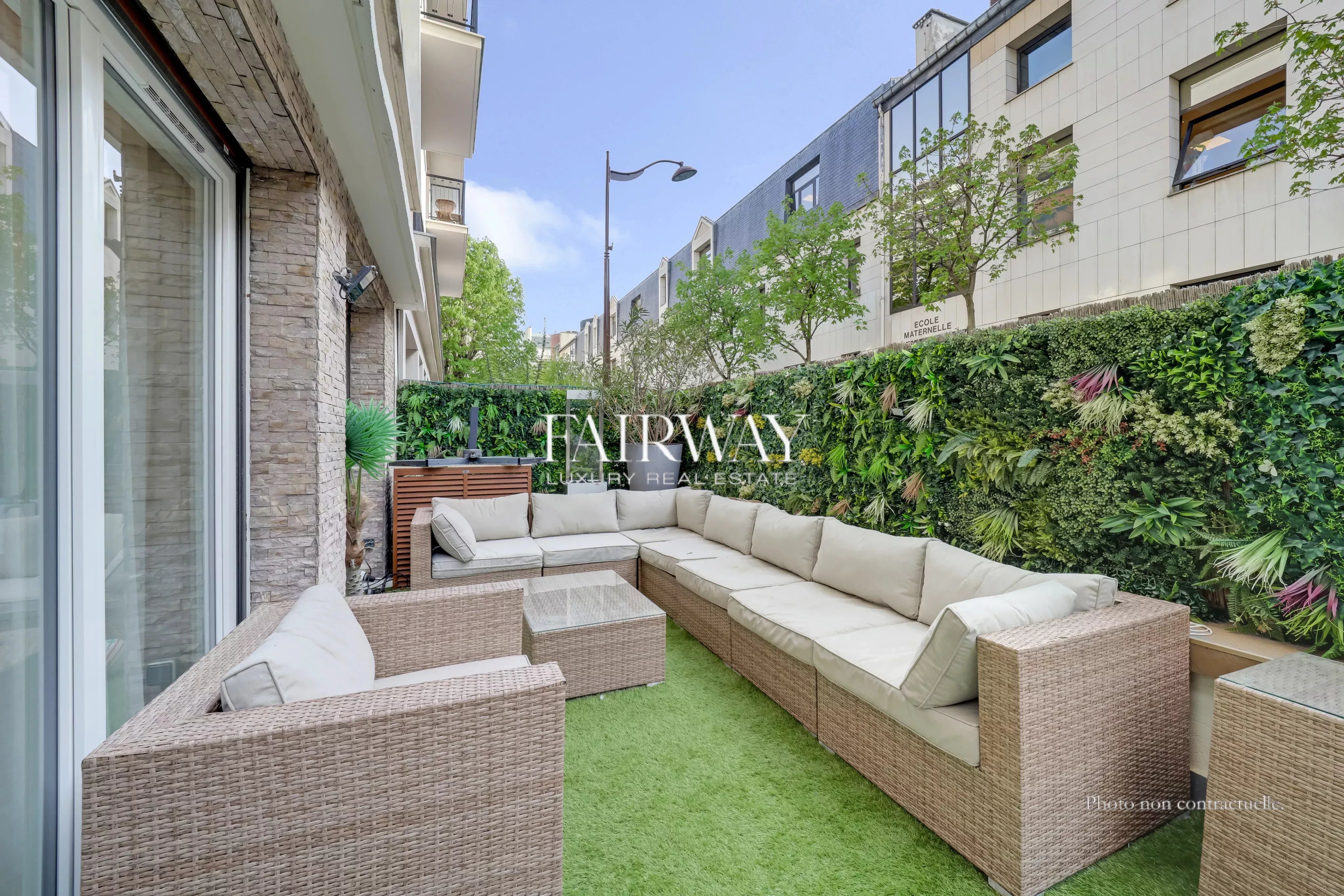Neuilly-sur-Seine – Appartement 108 m² avec jardin 30 m² – Pont de Neuilly – Rénové