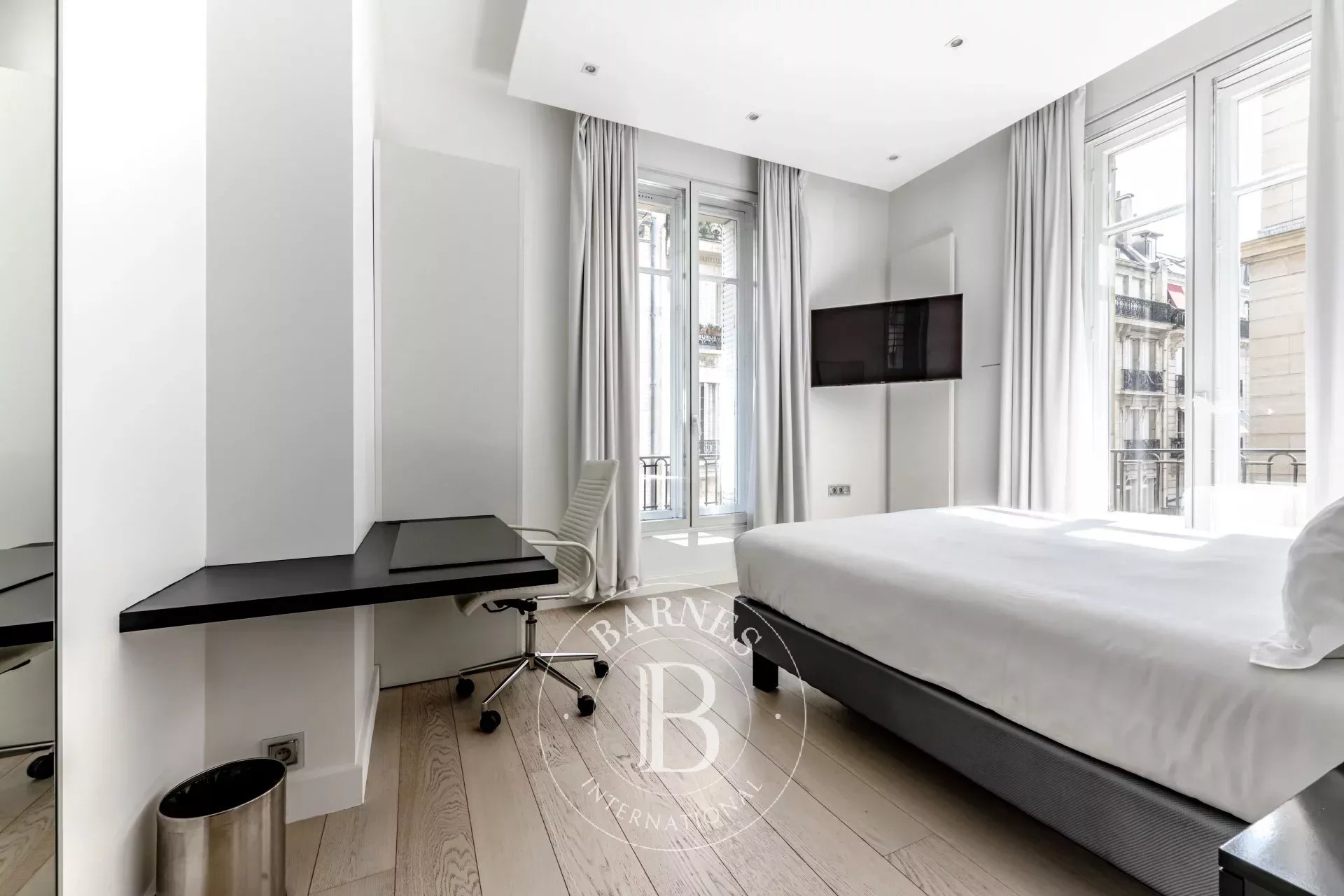 Paris  - Apartment 9 Bedrooms - picture 16