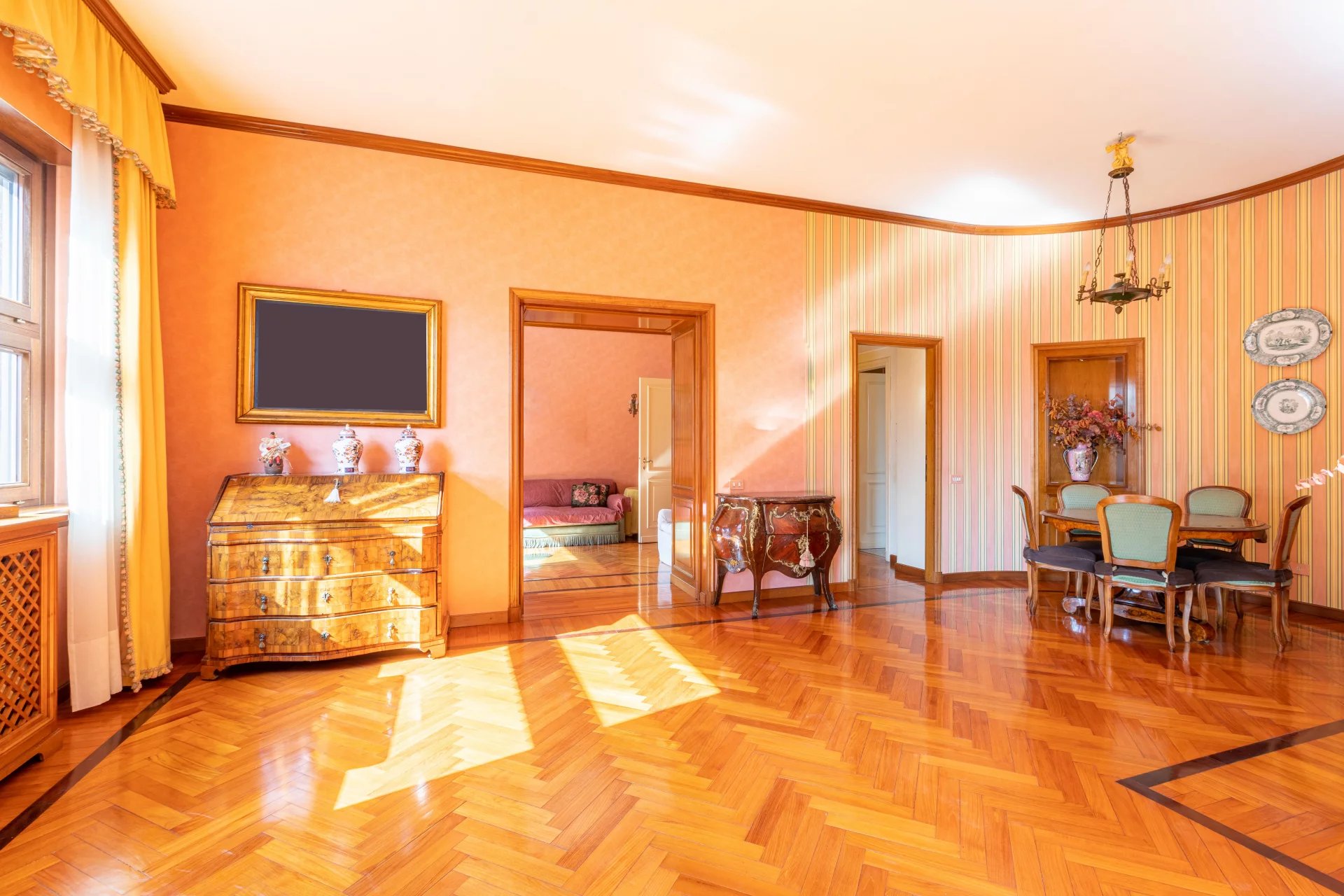 VIA FERDINANDO DI SAVOIA – REPUBLICCA – PORTA NUOVA