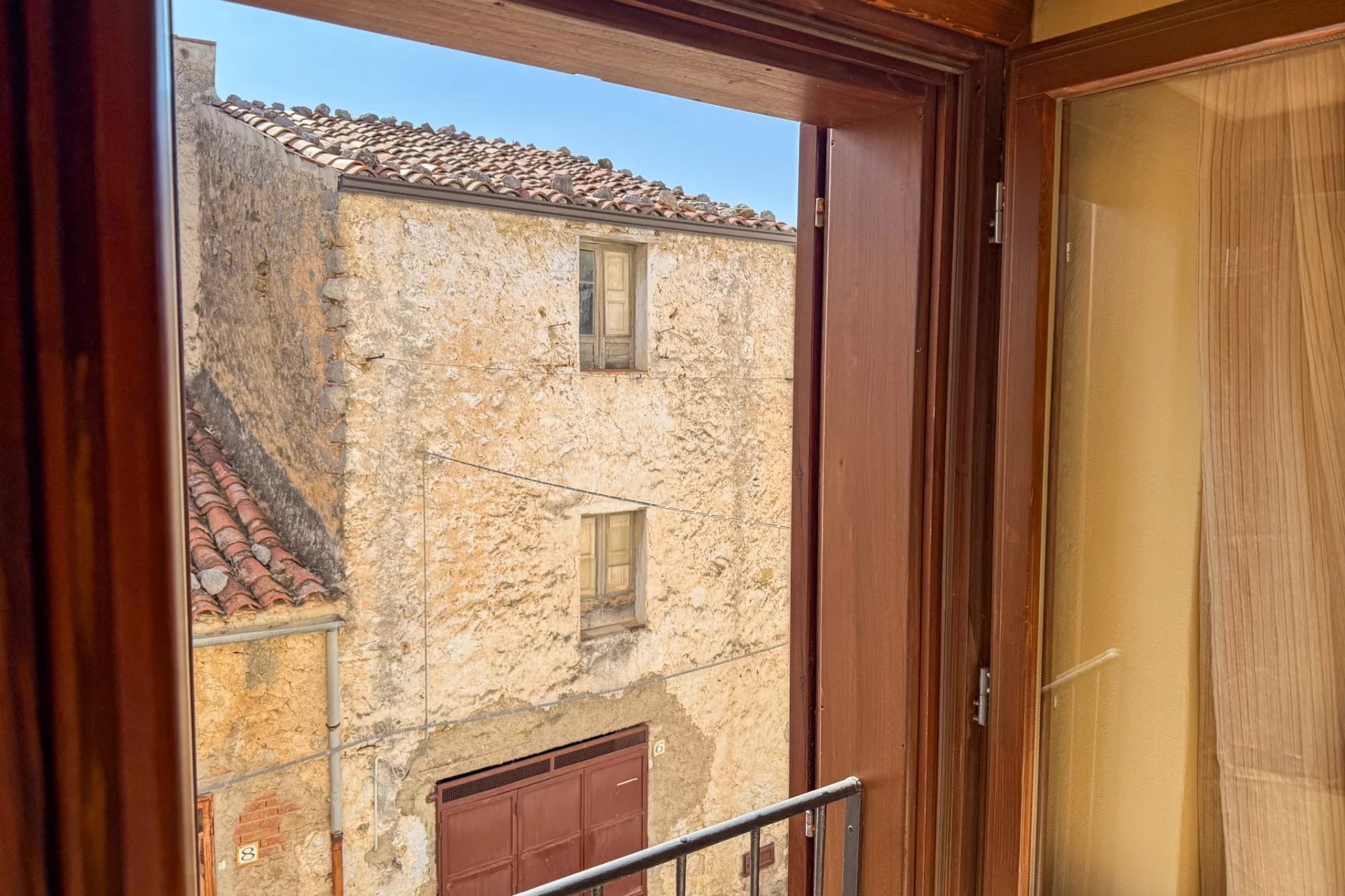 House in Gratteri - view 1