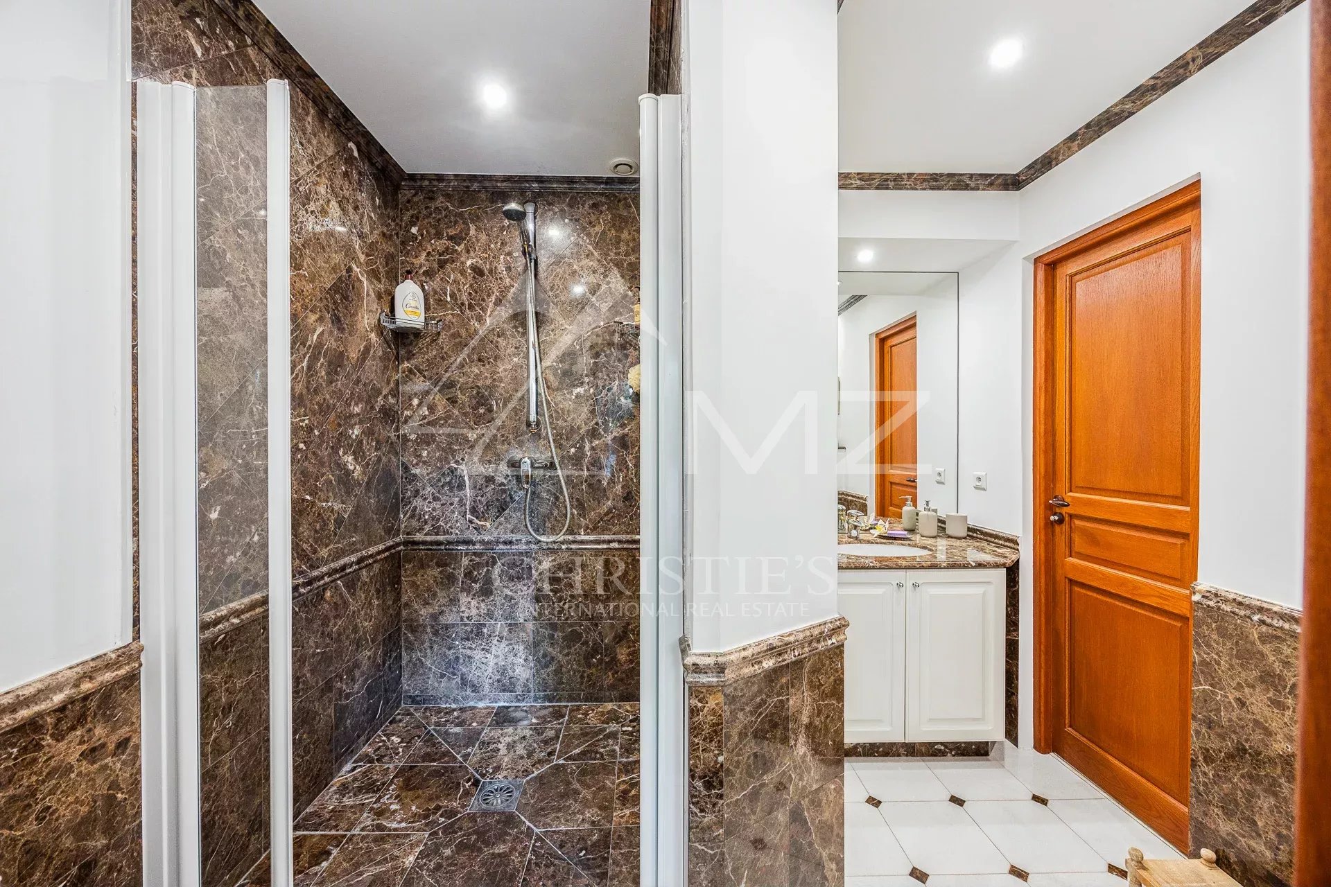 3 Bedroom Apartment/Flat's Image 10