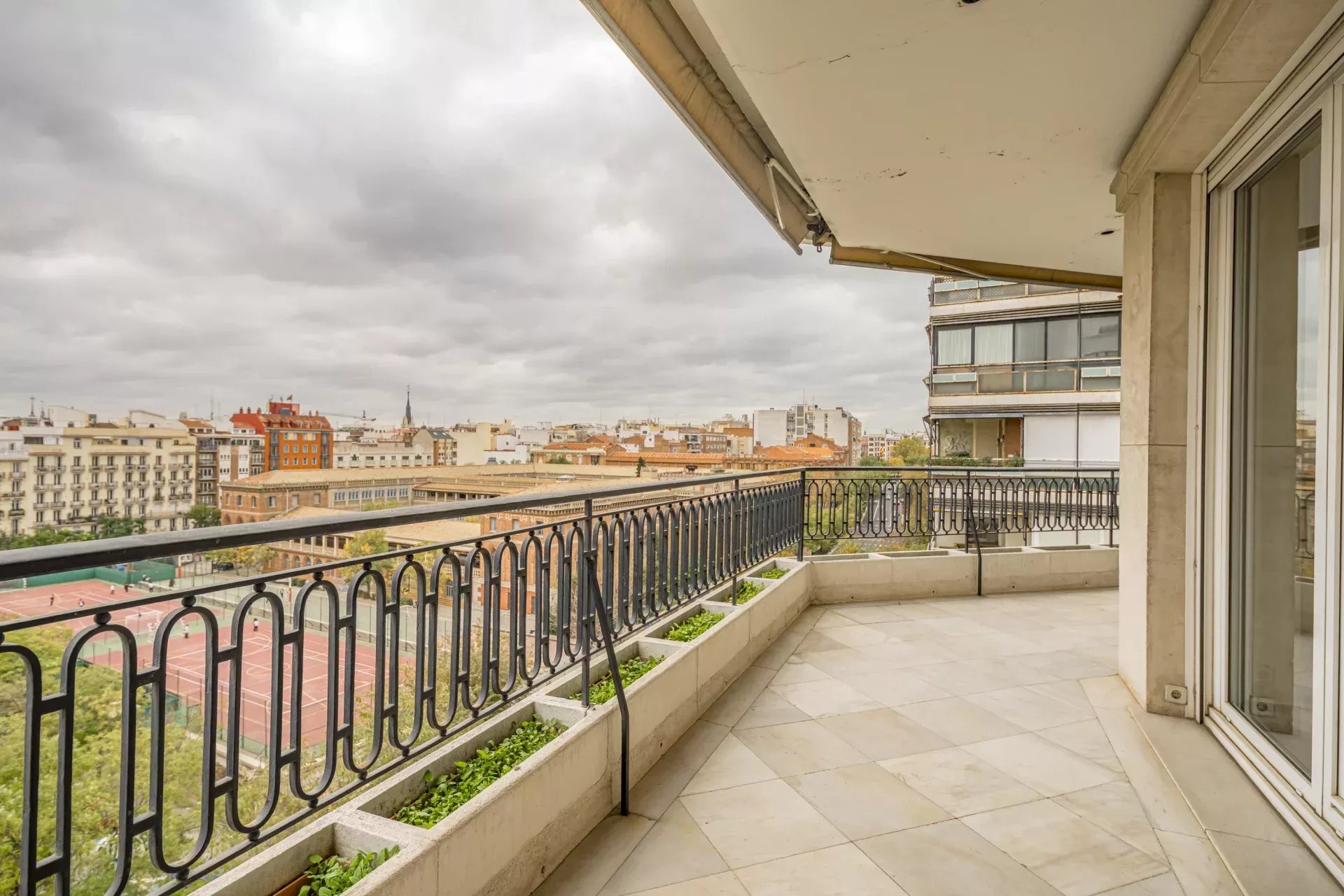 Daire Madrid - picture 5