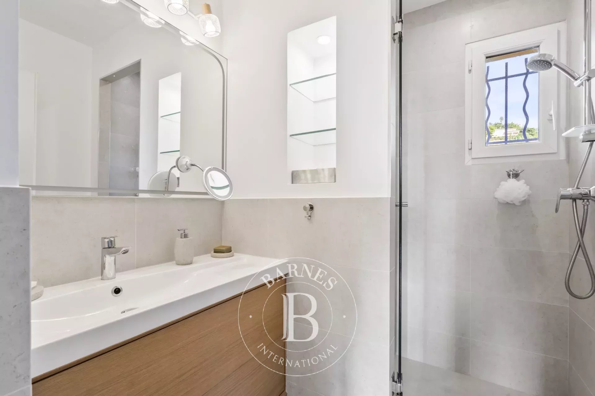 Villa Sainte-Maxime - picture 6