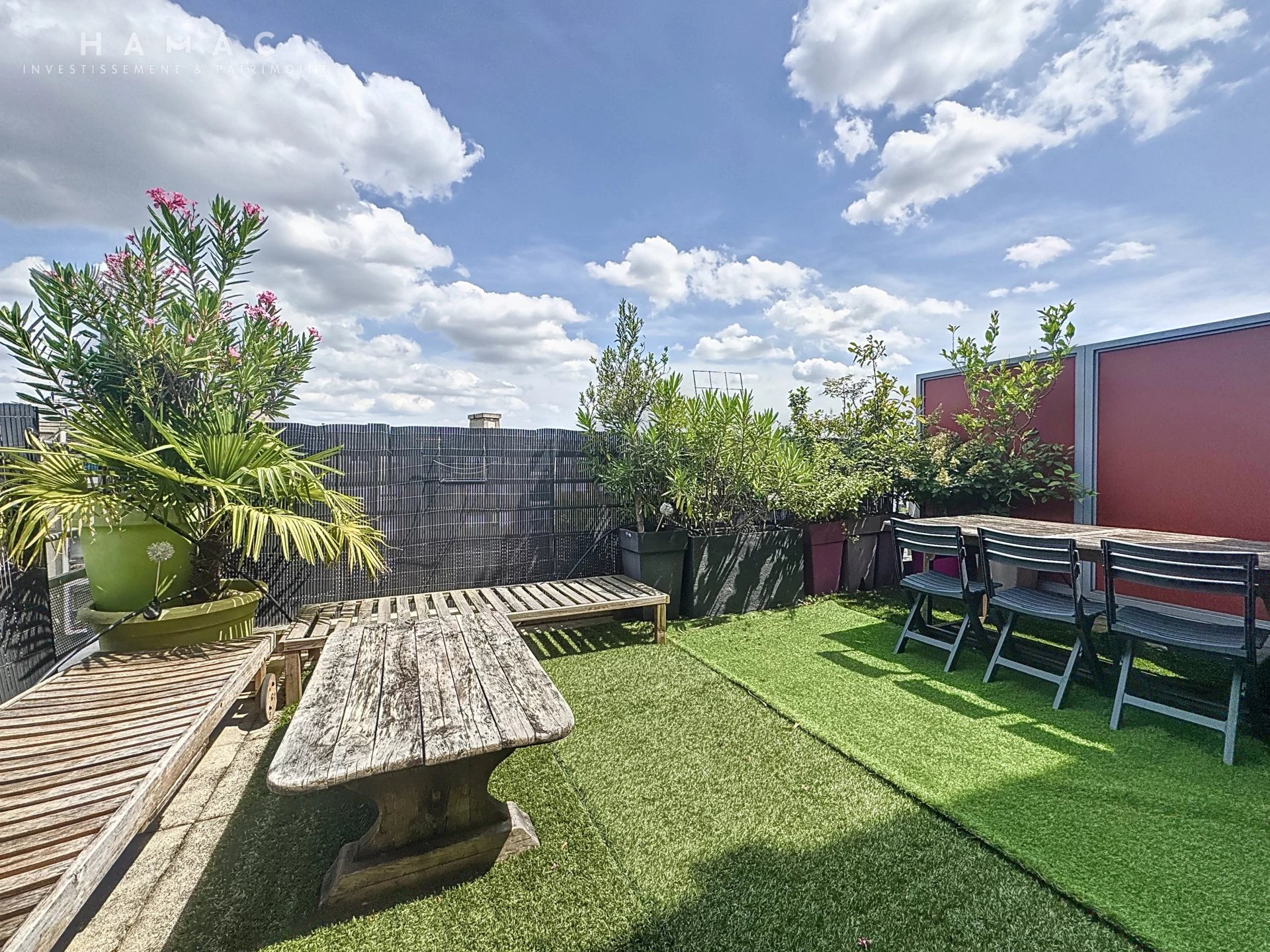 Dernier étage -  Terrasse de 26m2 - 62m2 - Double Garage - Oullins Pierre Bénite