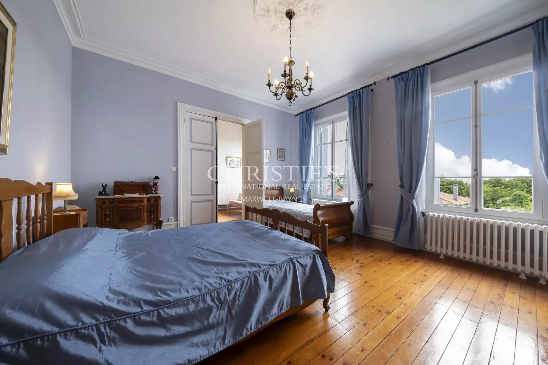 6 Bedroom Villa/Townhouse's Image 20