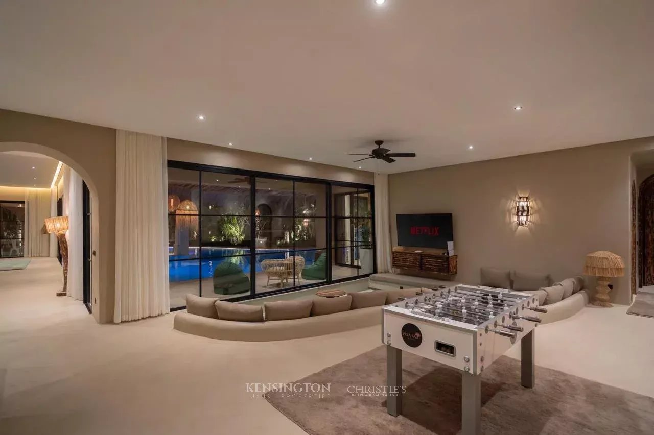 7 Bedroom Villa/Townhouse's Image 29