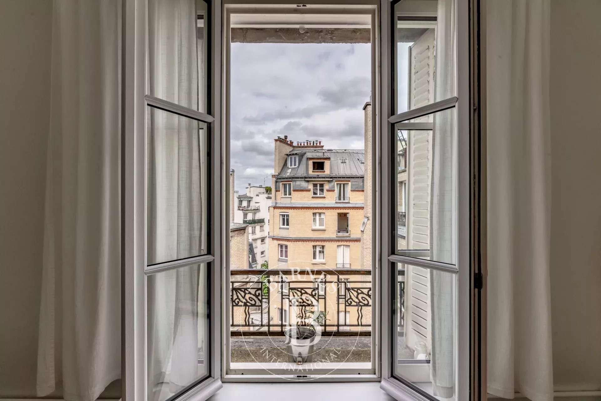 Daire Paris 17ème - picture 4