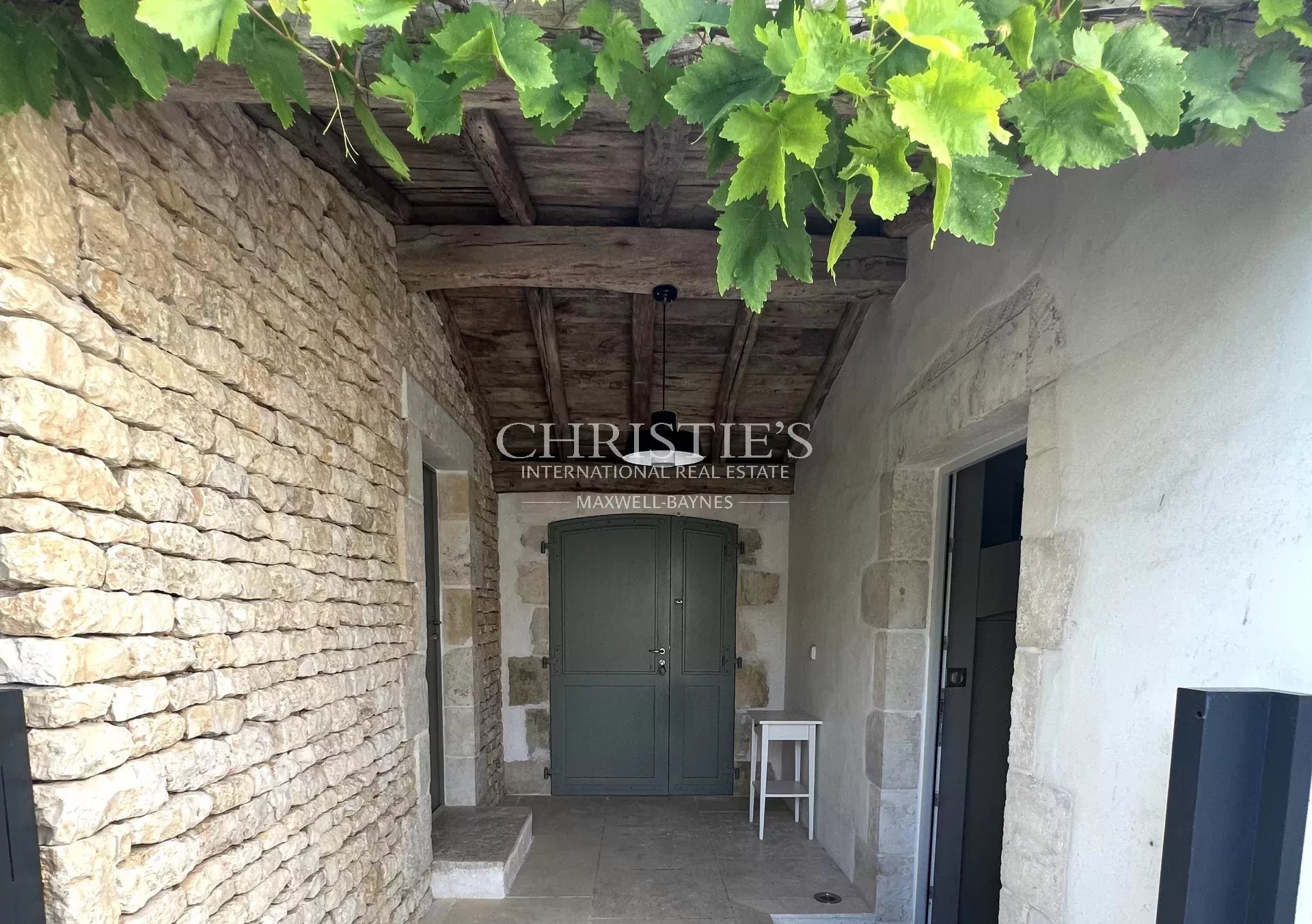 4 Bedroom Villa/Townhouse's Image 29