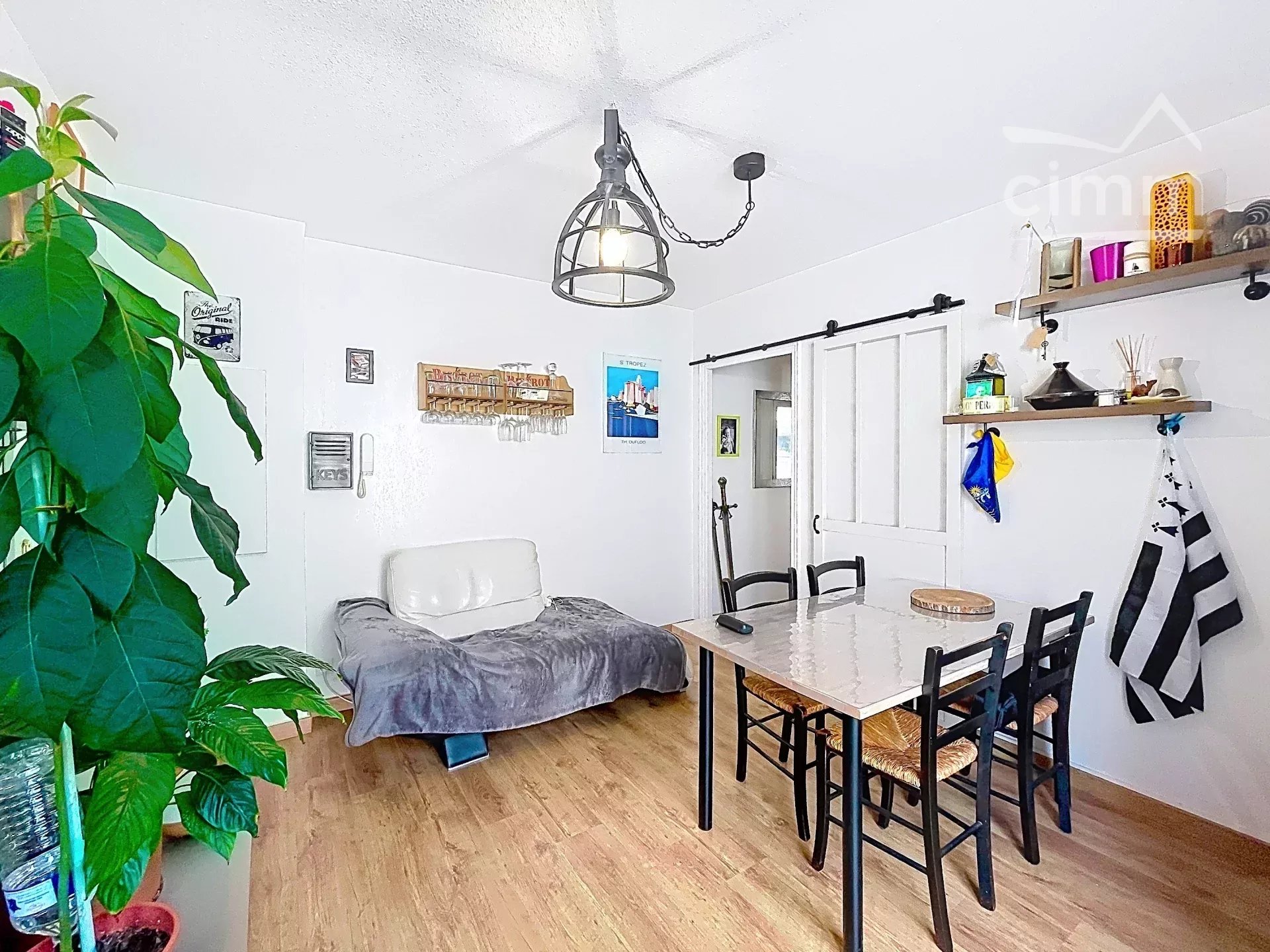 Agence immobilière de 