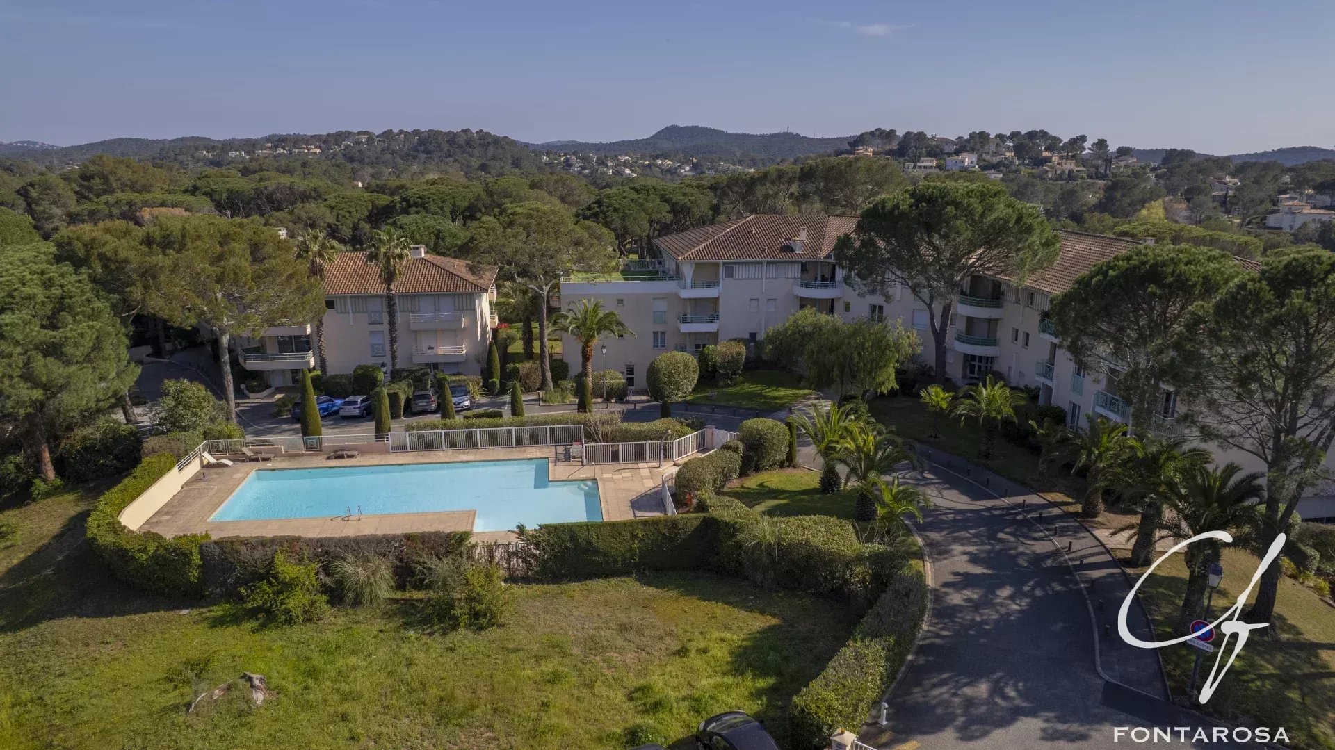 Agence immobilière de 