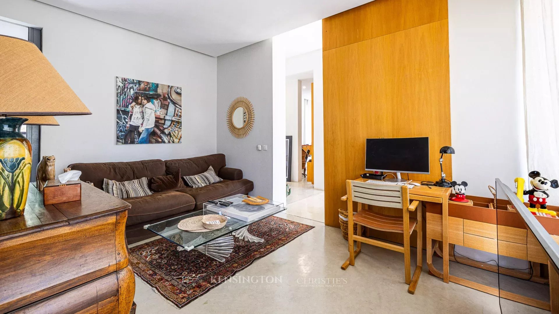 6 Bedroom Villa/Townhouse's Image 25
