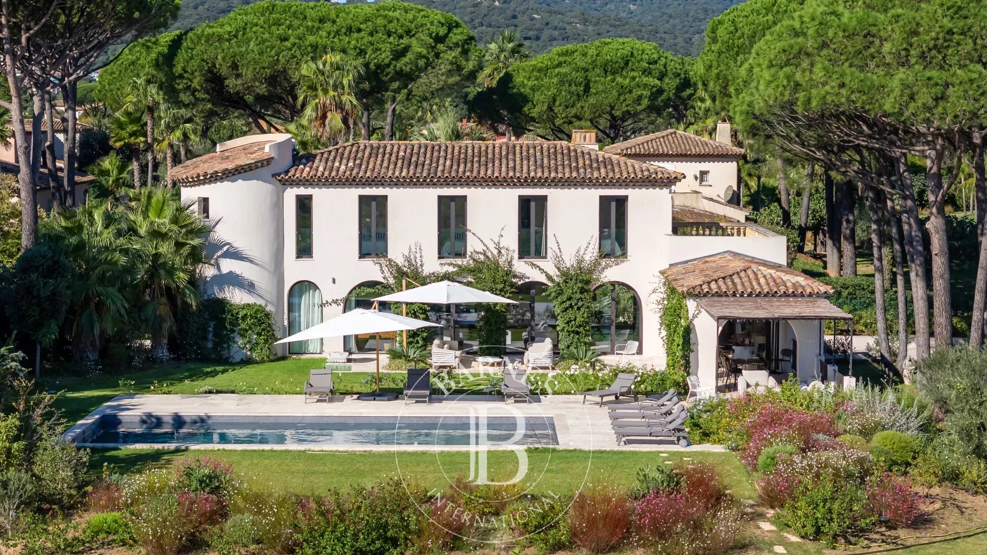 Villa Grimaud  -  ref 85321488 (picture 1)